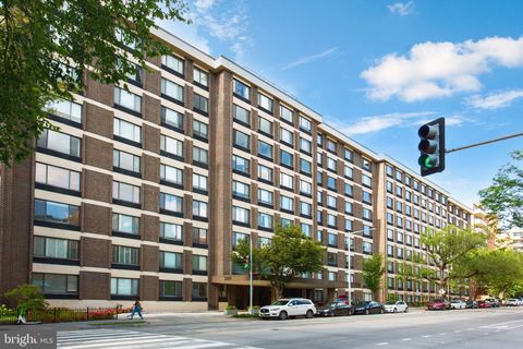 2501 CALVERT STREET NW 802 WASHINGTON DC 20008