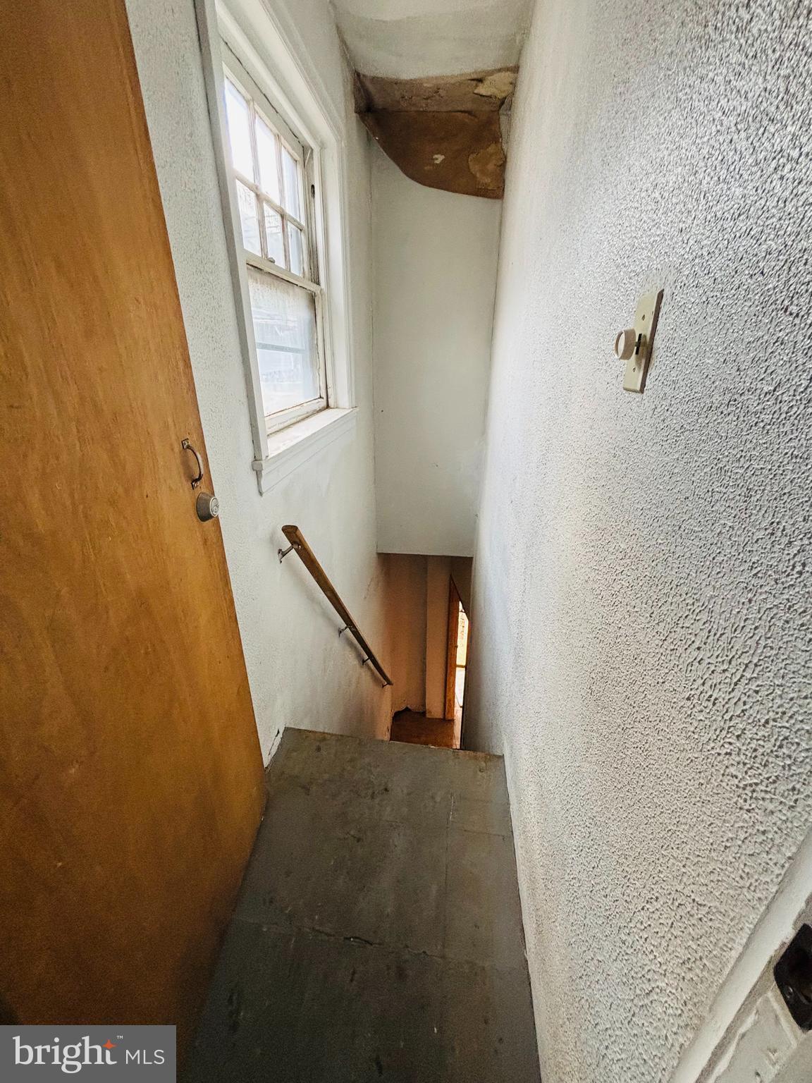 HUNTING PARK - Commercial Sale