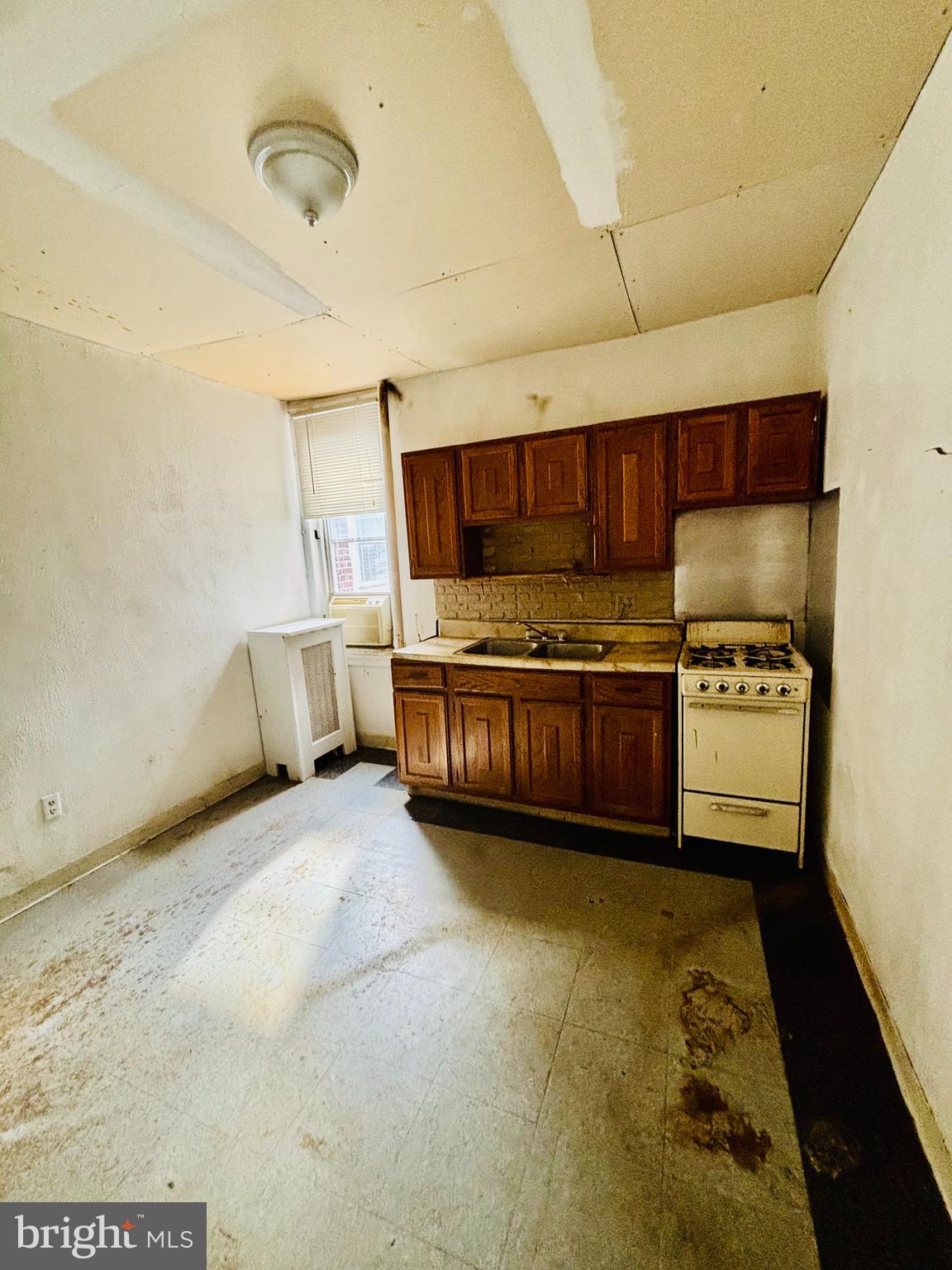 HUNTING PARK - Commercial Sale