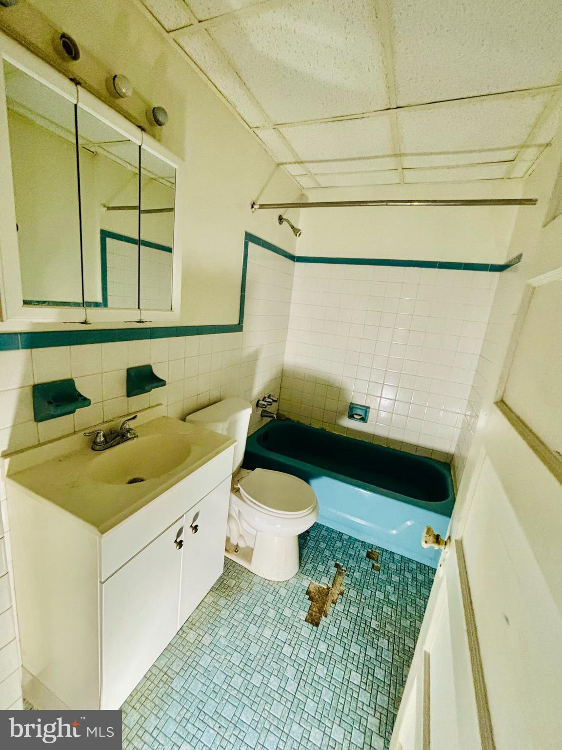 HUNTING PARK - Commercial Sale