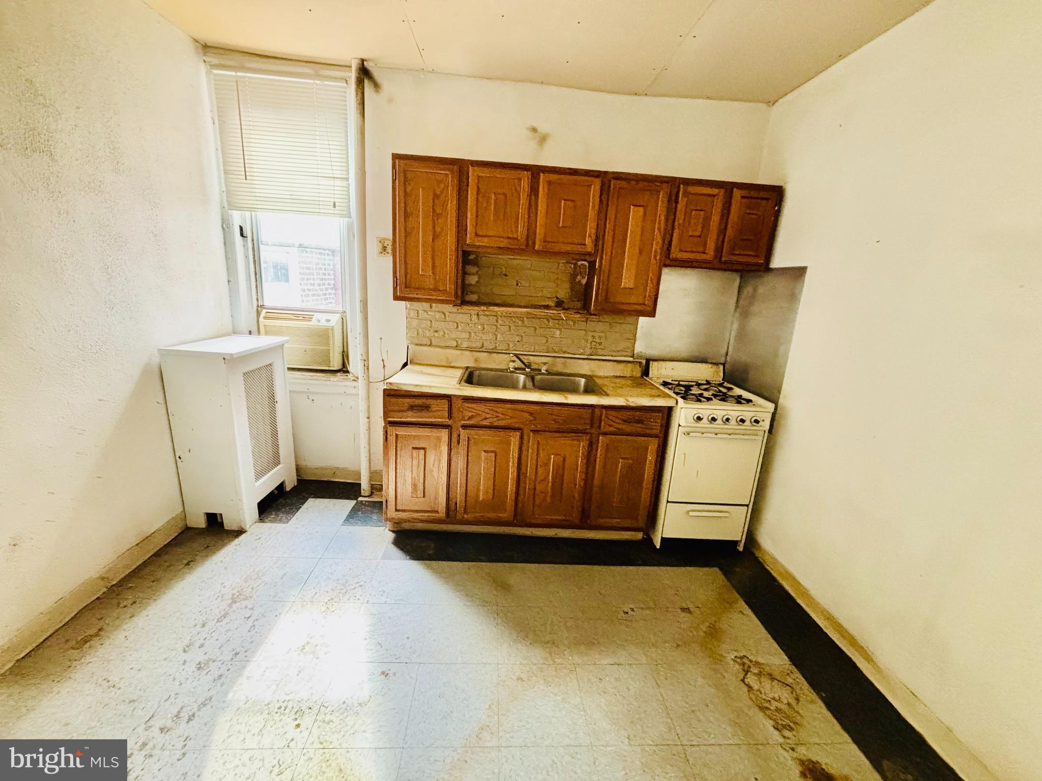 HUNTING PARK - Commercial Sale
