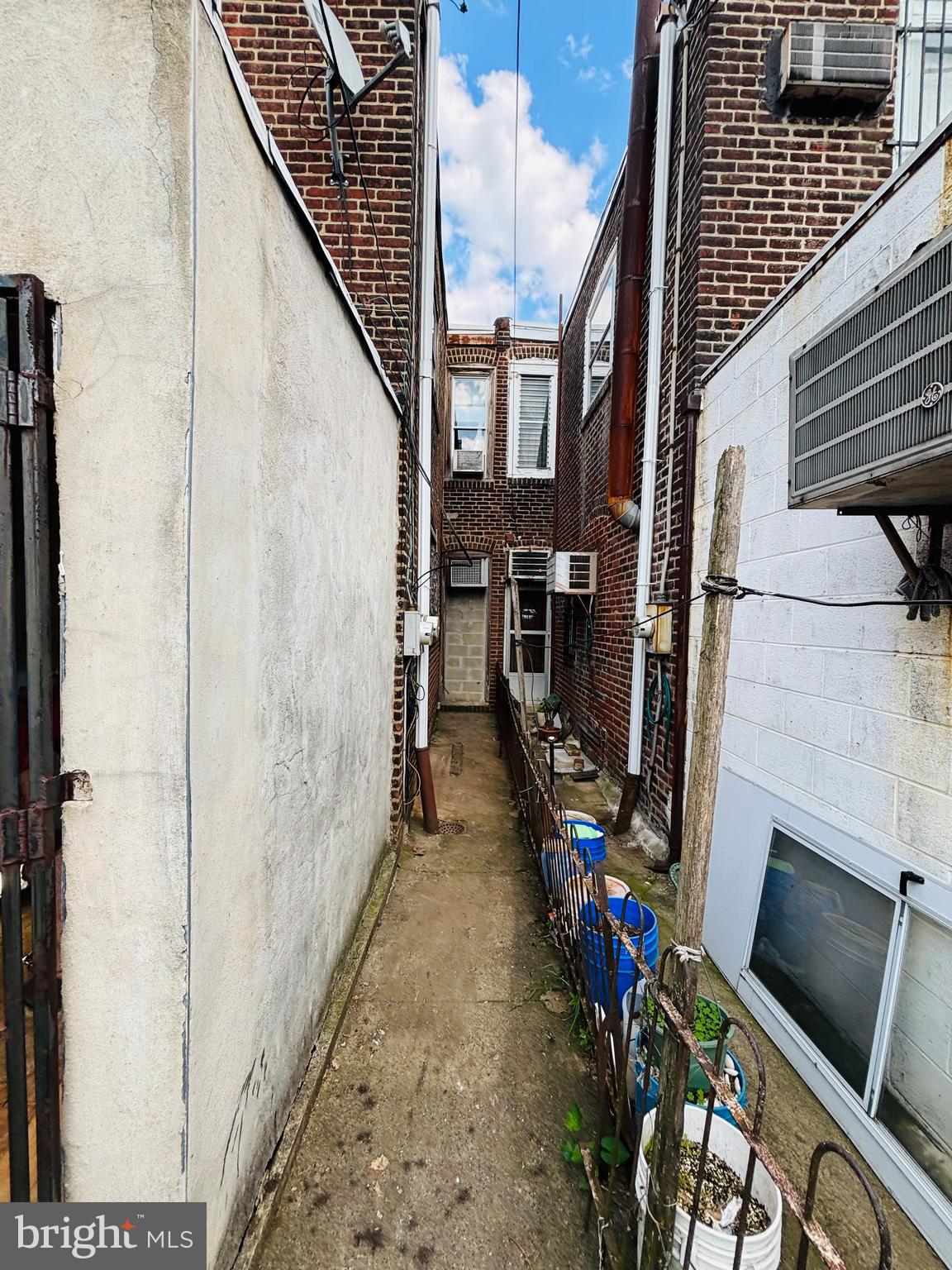 HUNTING PARK - Commercial Sale