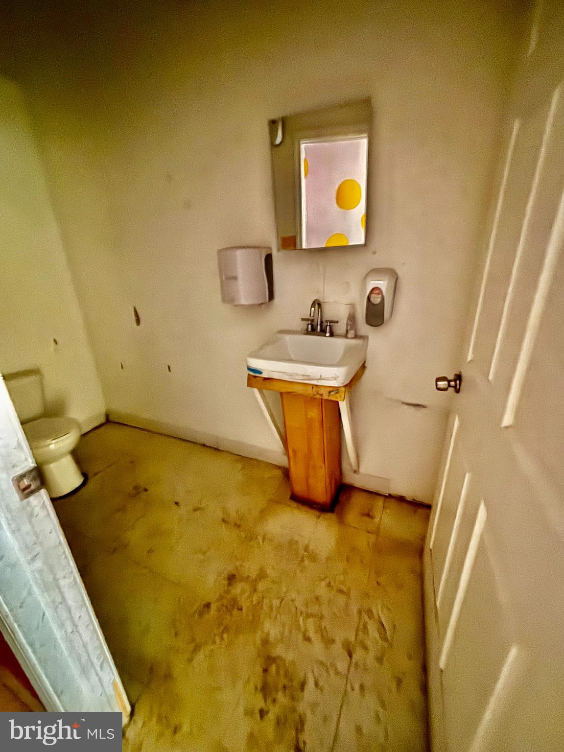 HUNTING PARK - Commercial Sale
