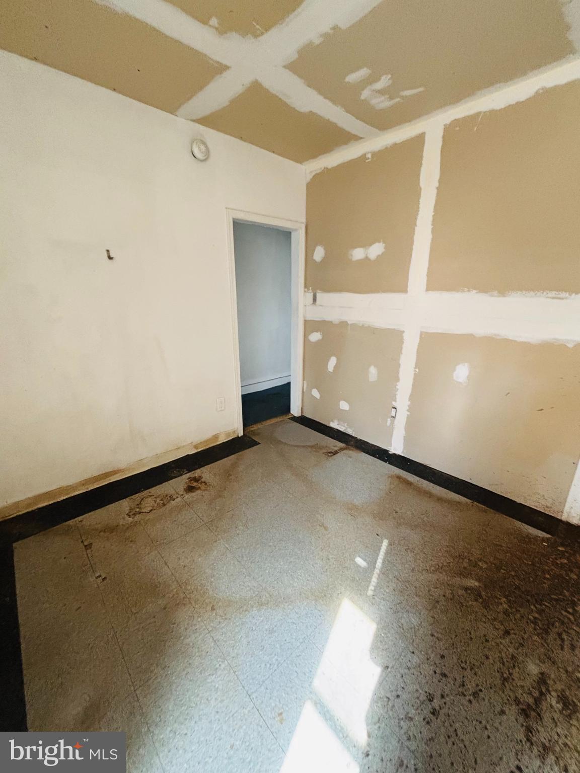 HUNTING PARK - Commercial Sale