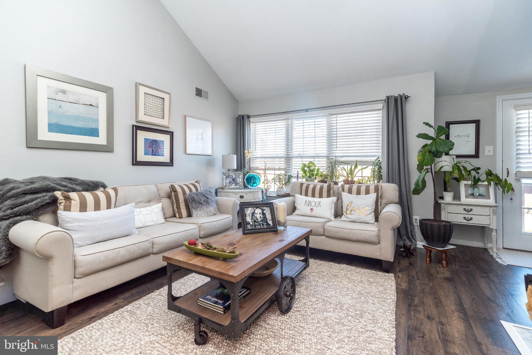 SAW MILL VALLEY - Residential Lease