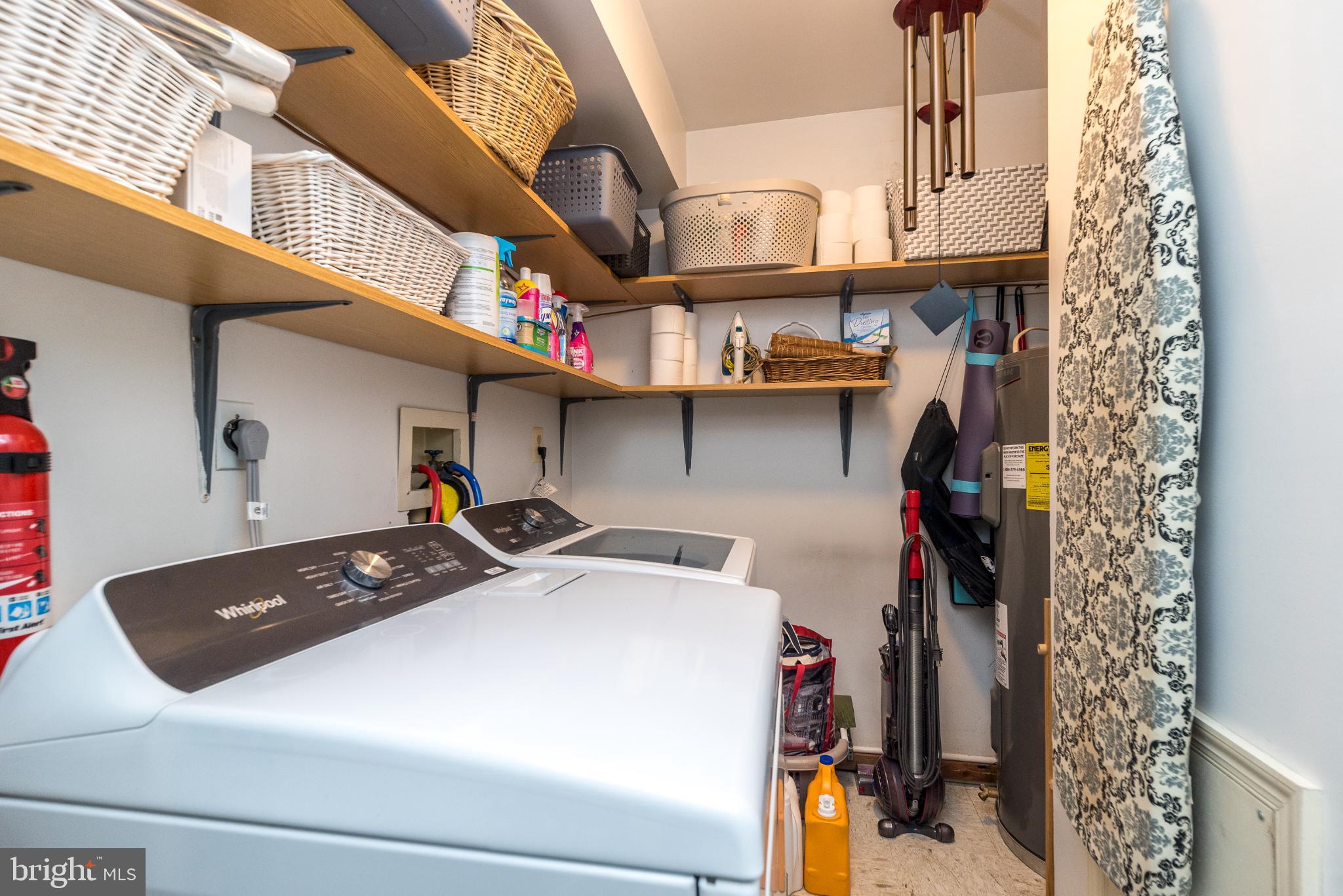 SAW MILL VALLEY - Residential Lease