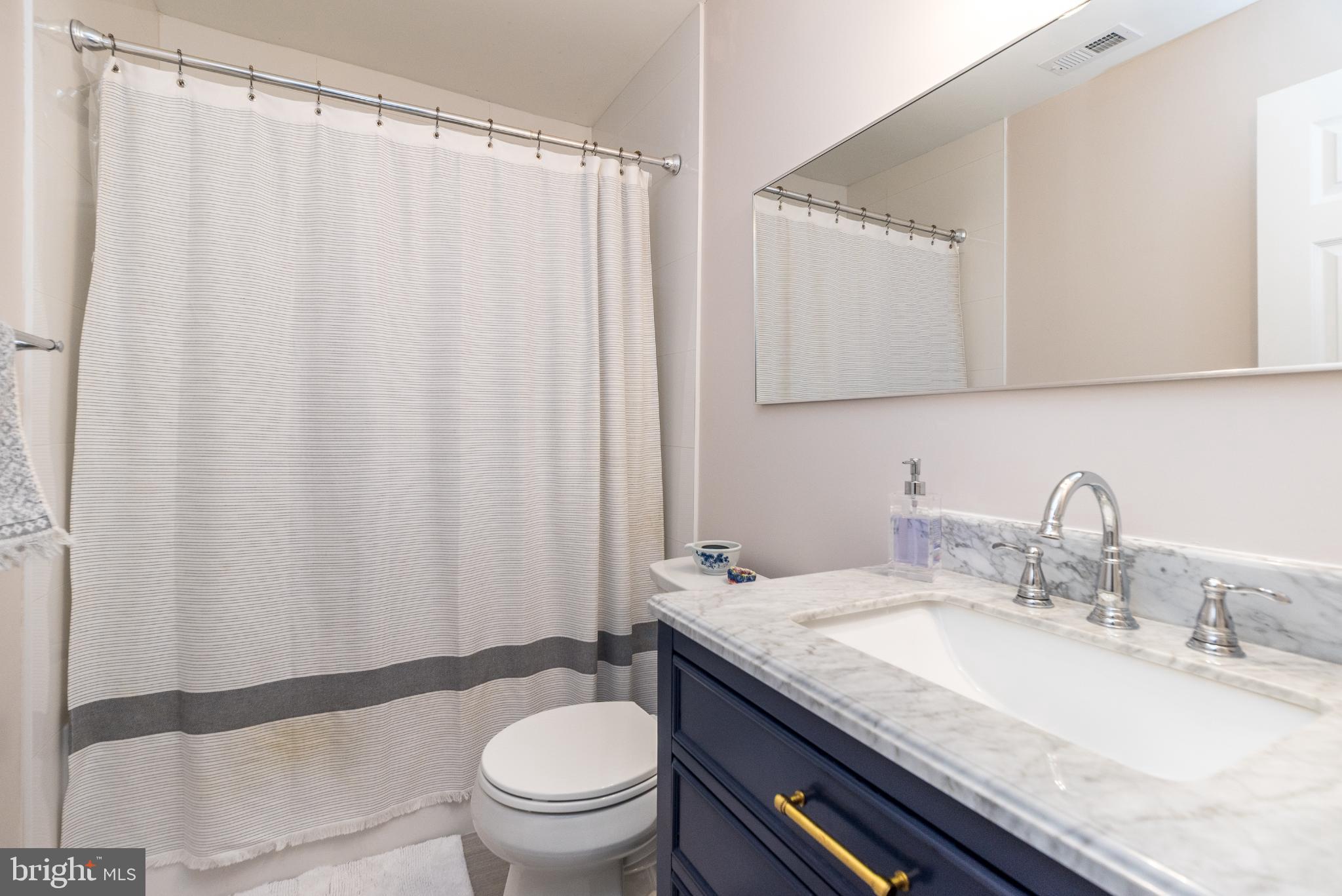 SAW MILL VALLEY - Residential Lease