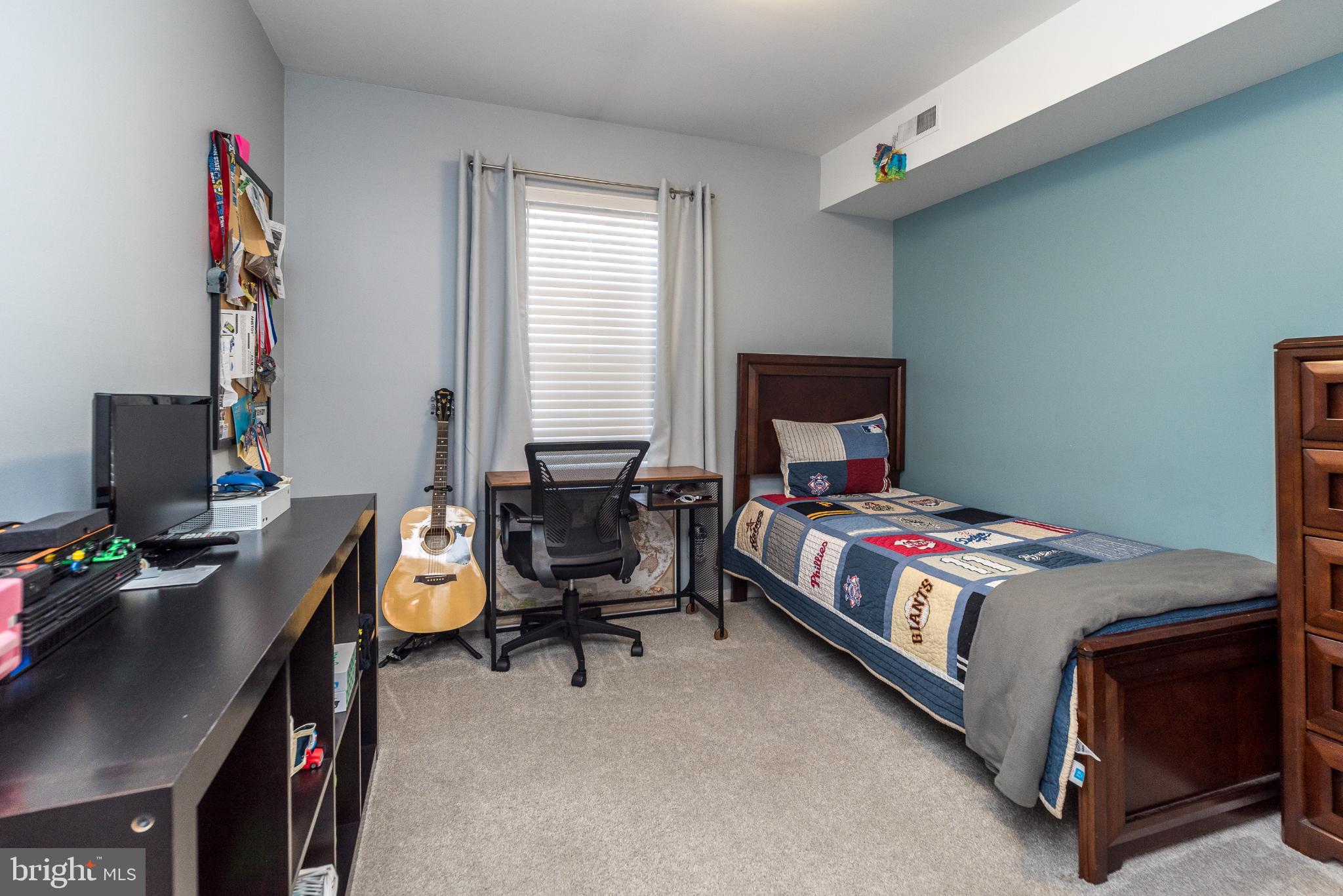 SAW MILL VALLEY - Residential Lease