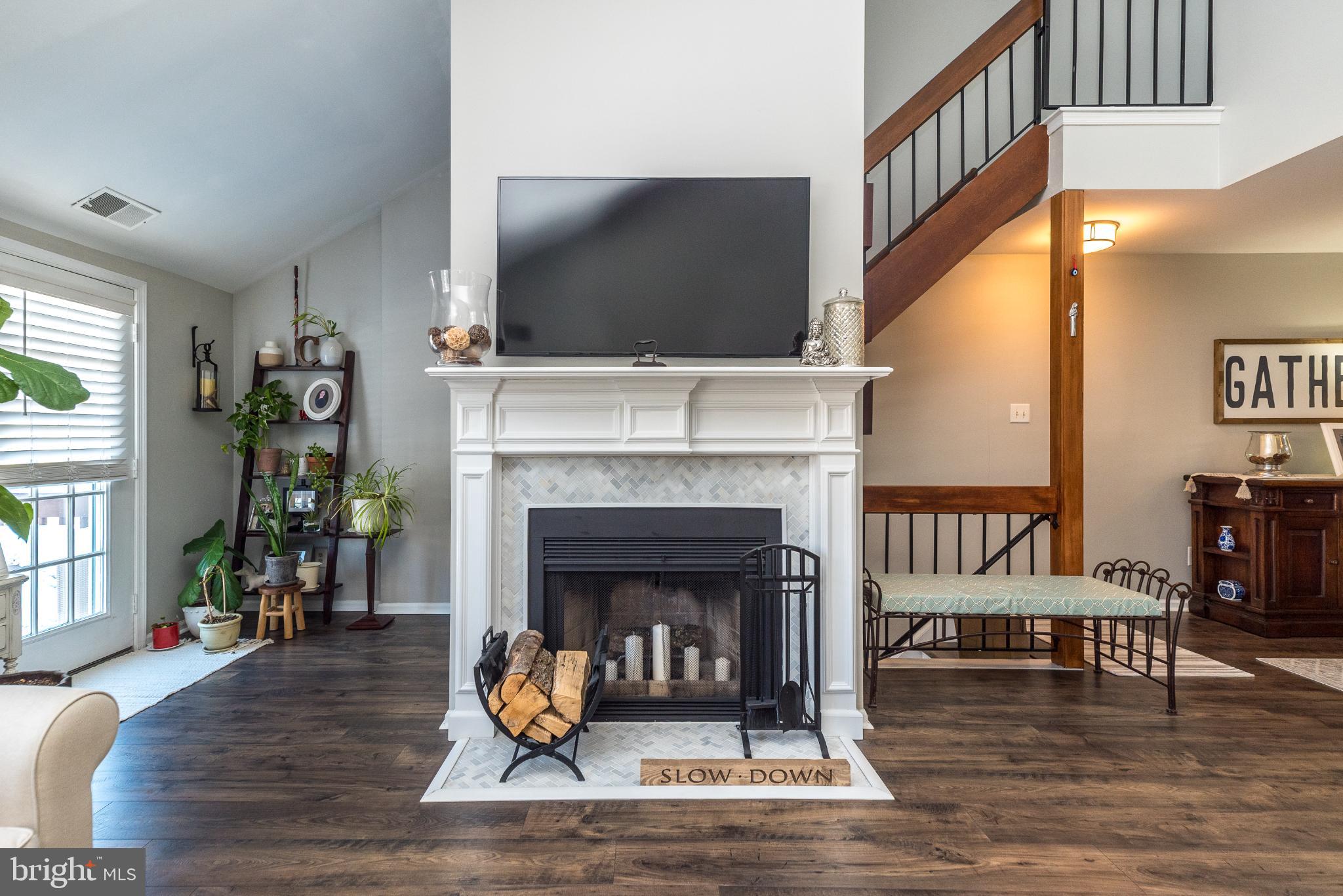 SAW MILL VALLEY - Residential Lease