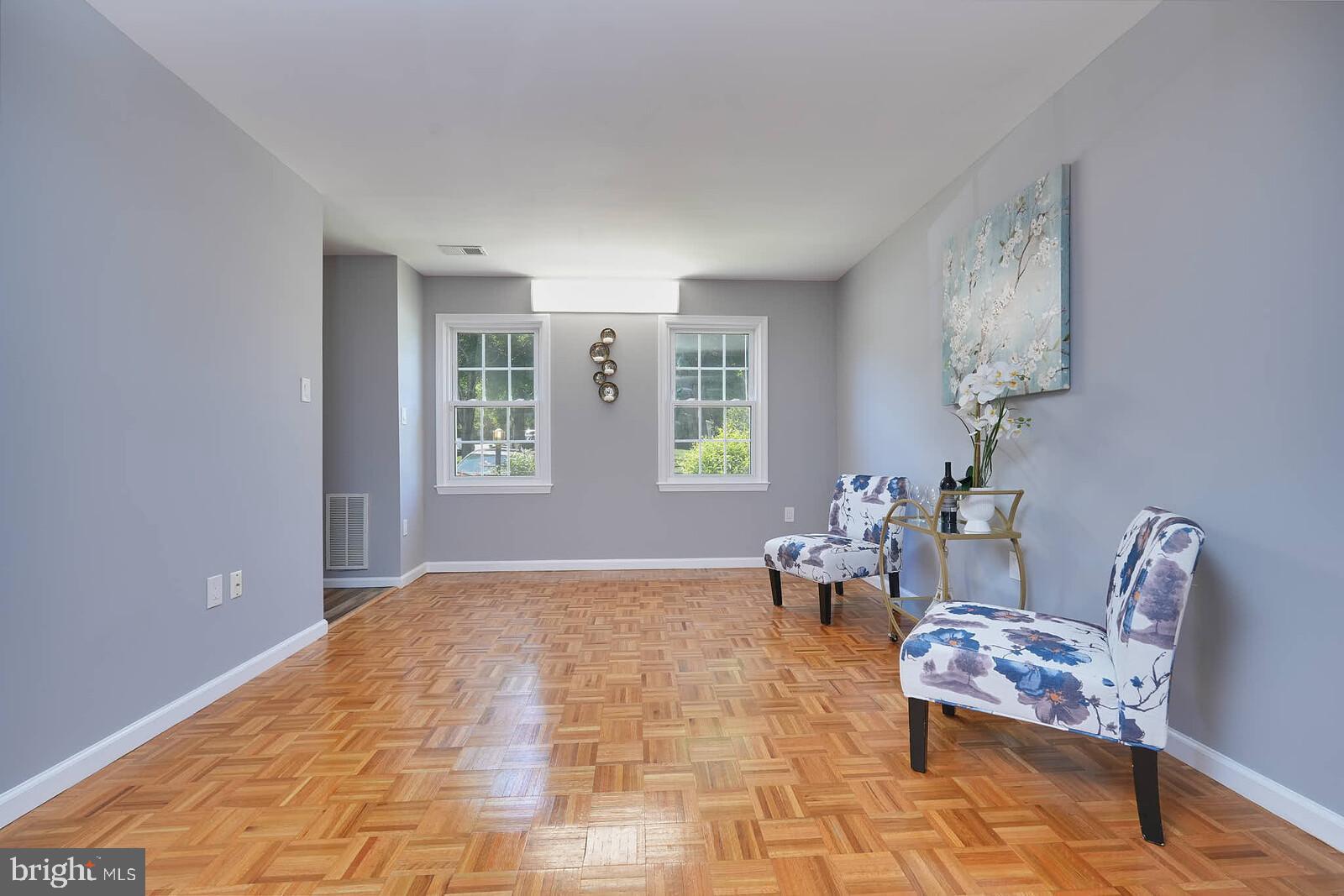 214 PENDER PLACE