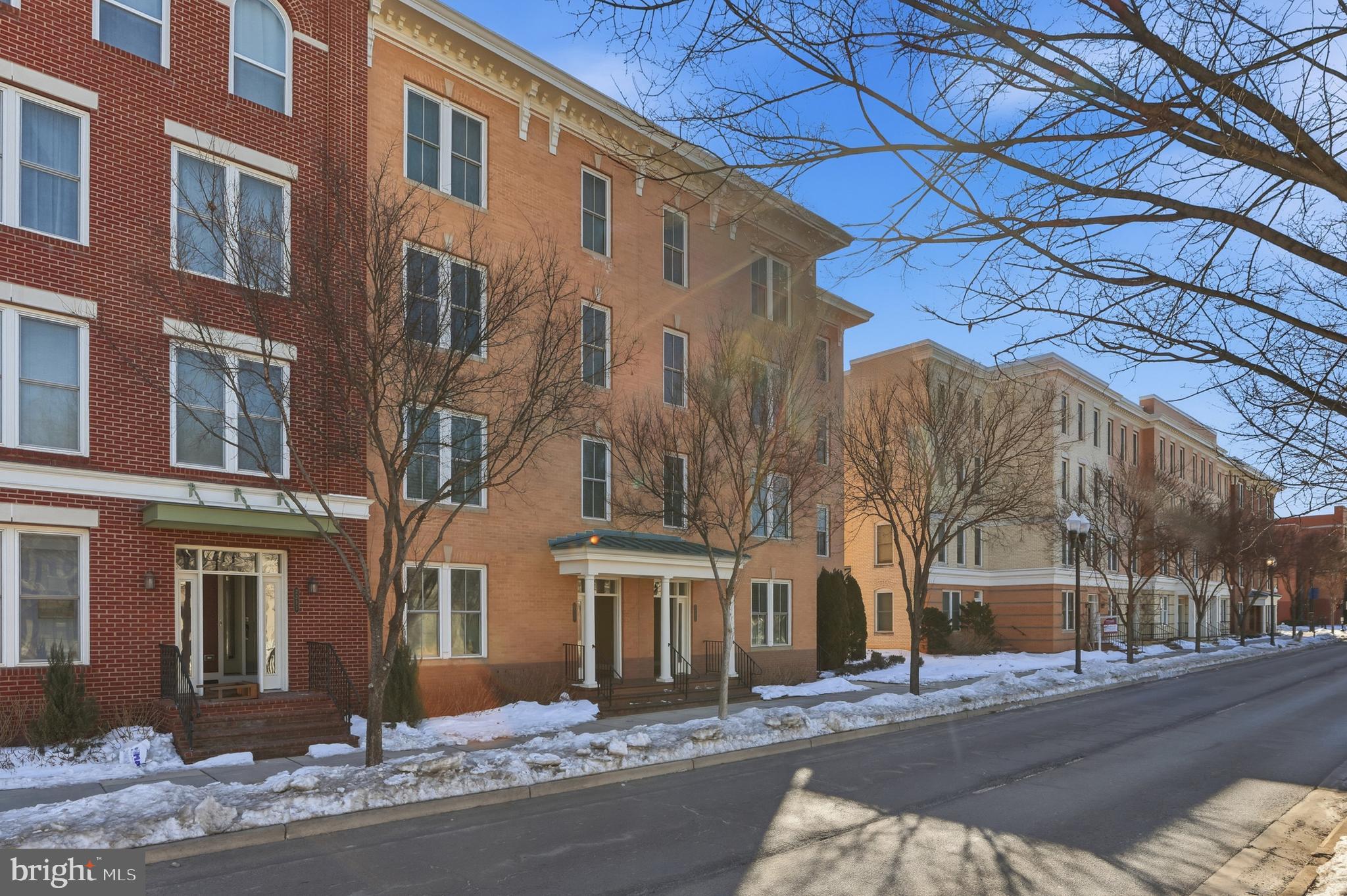 POTOMAC YARD - Residential