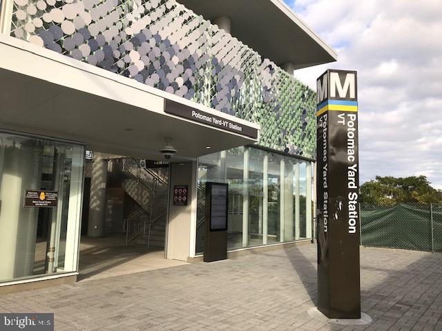 POTOMAC YARD - Residential