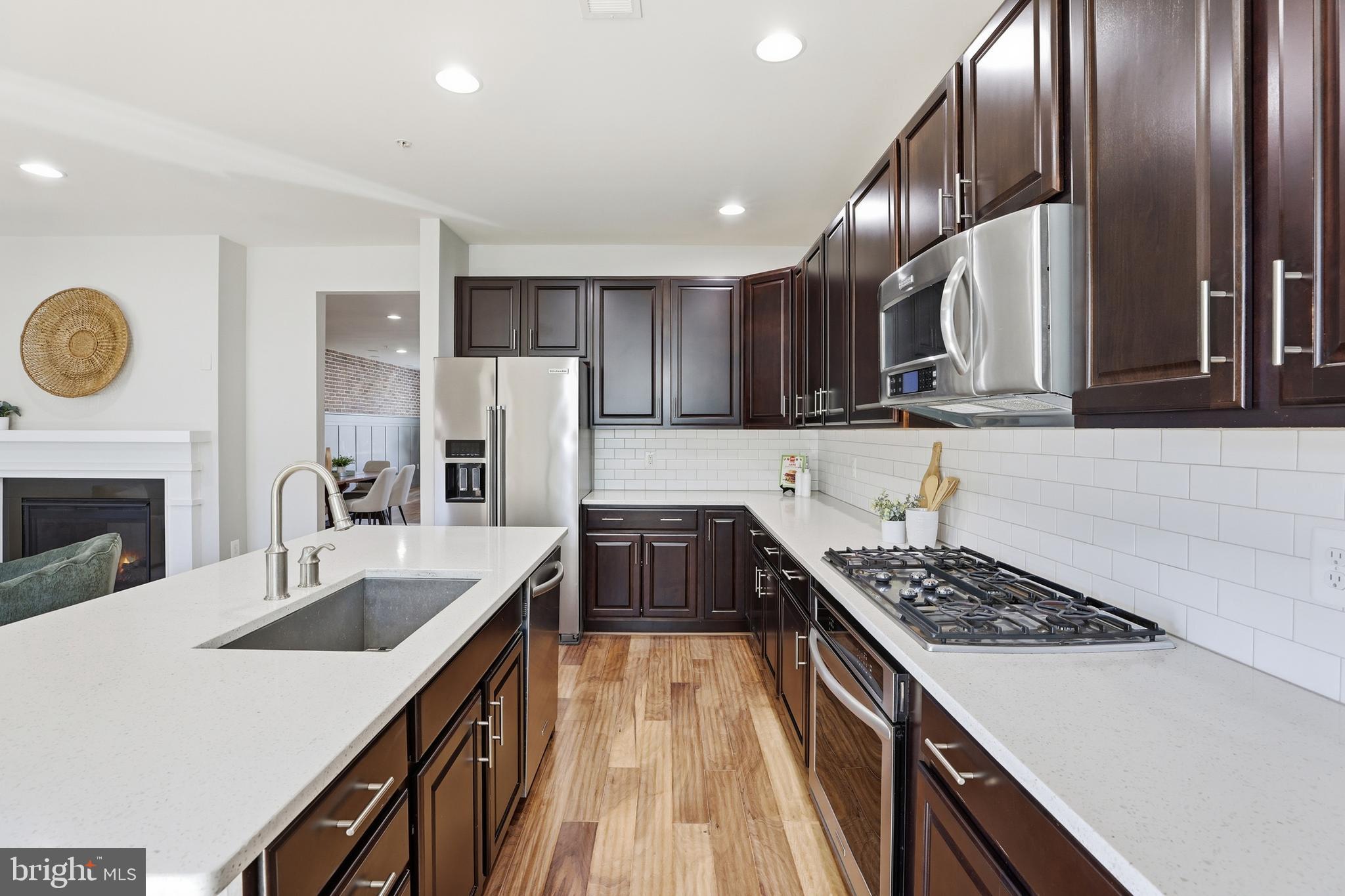 POTOMAC YARD - Residential