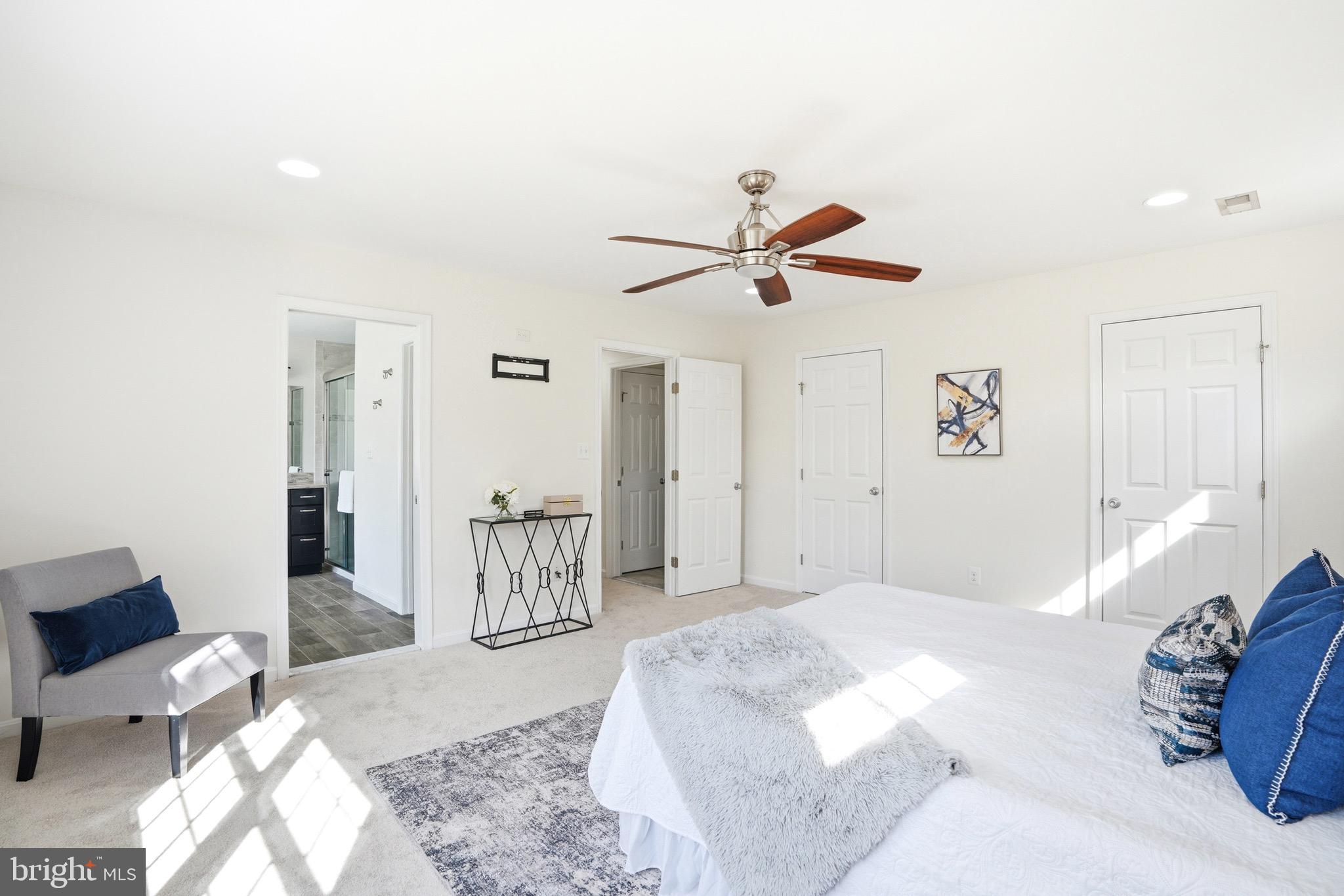 LAKE BRADDOCK - Residential