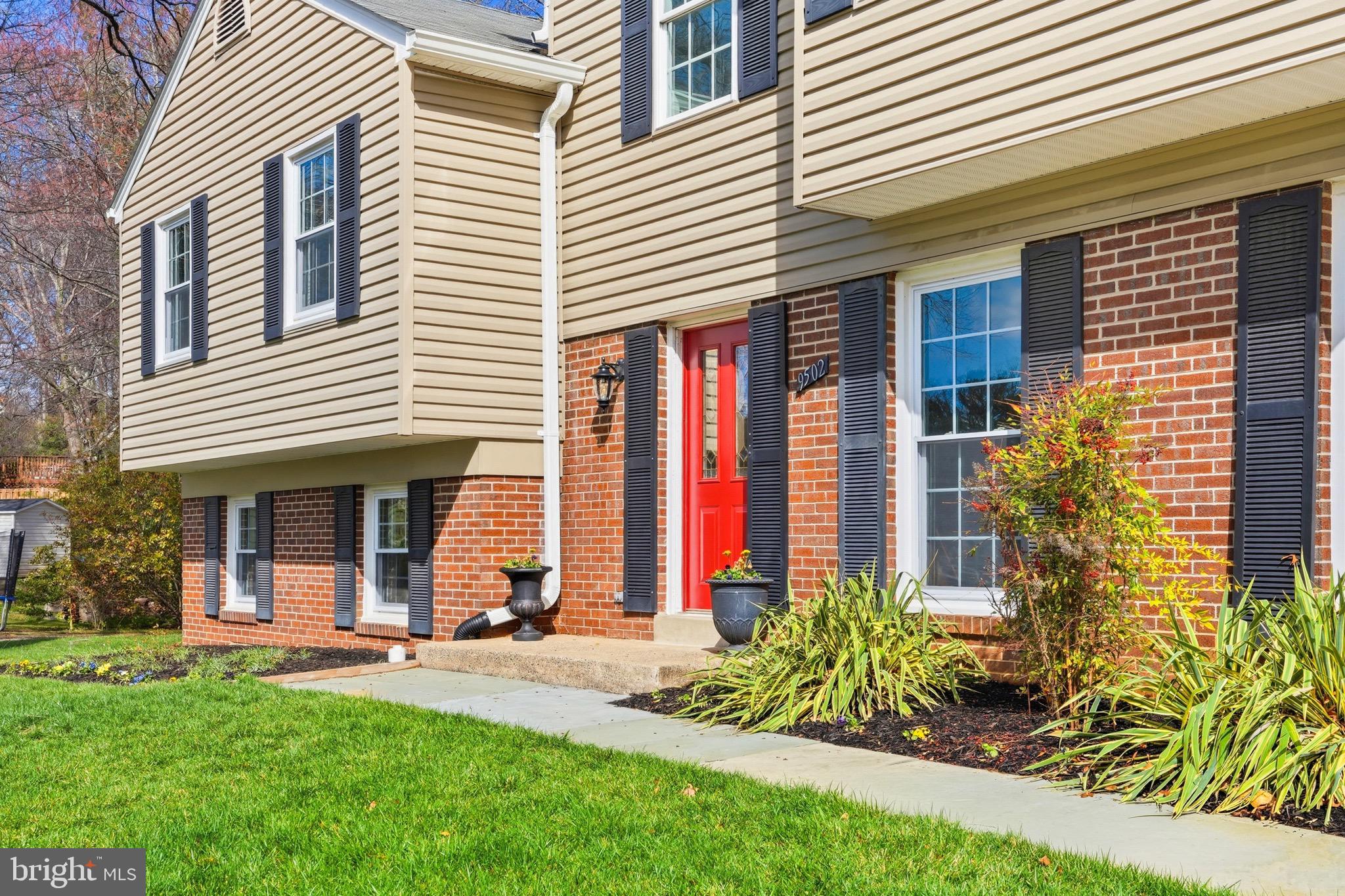 LAKE BRADDOCK - Residential