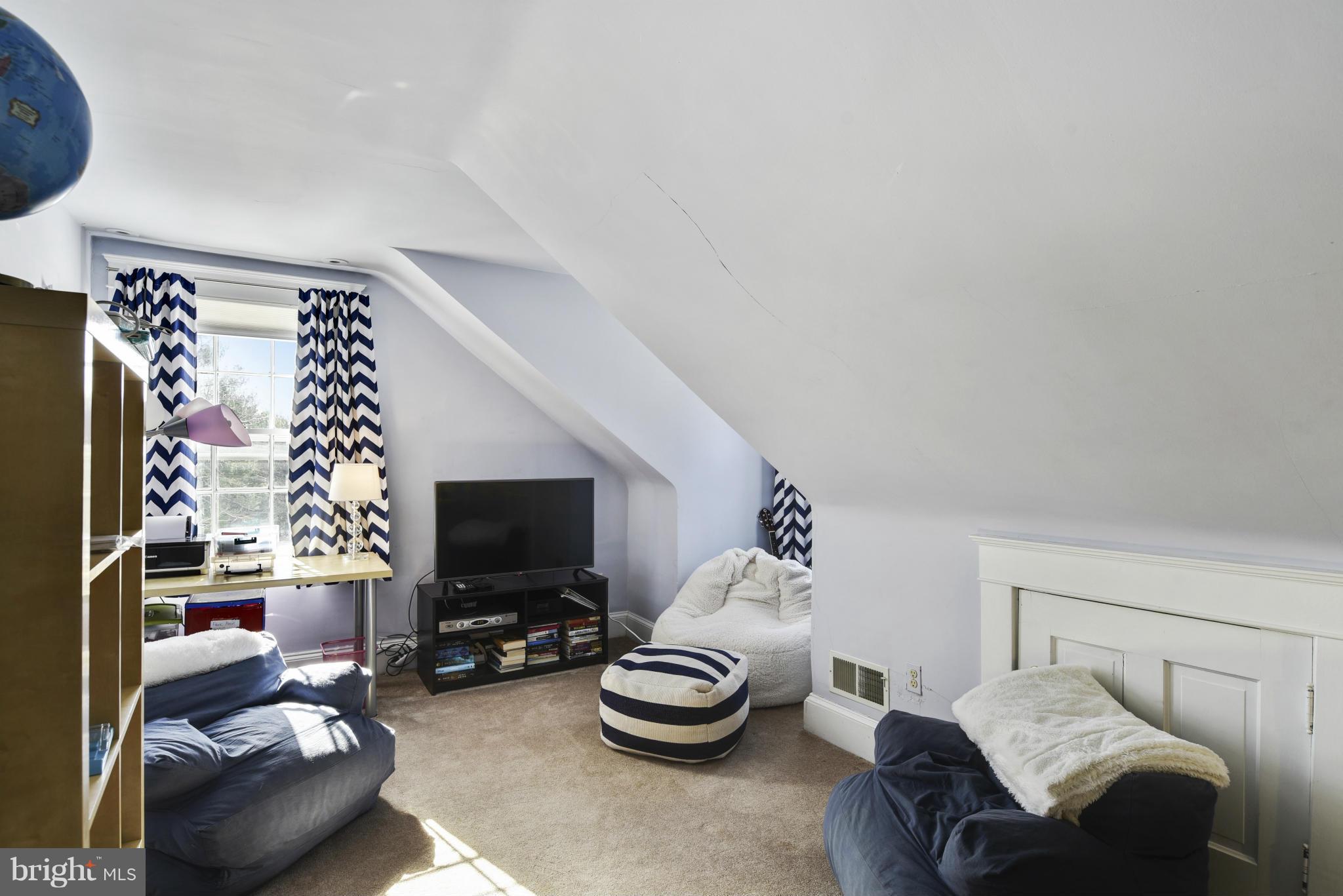 GREENSPRING VALLEY - Residential