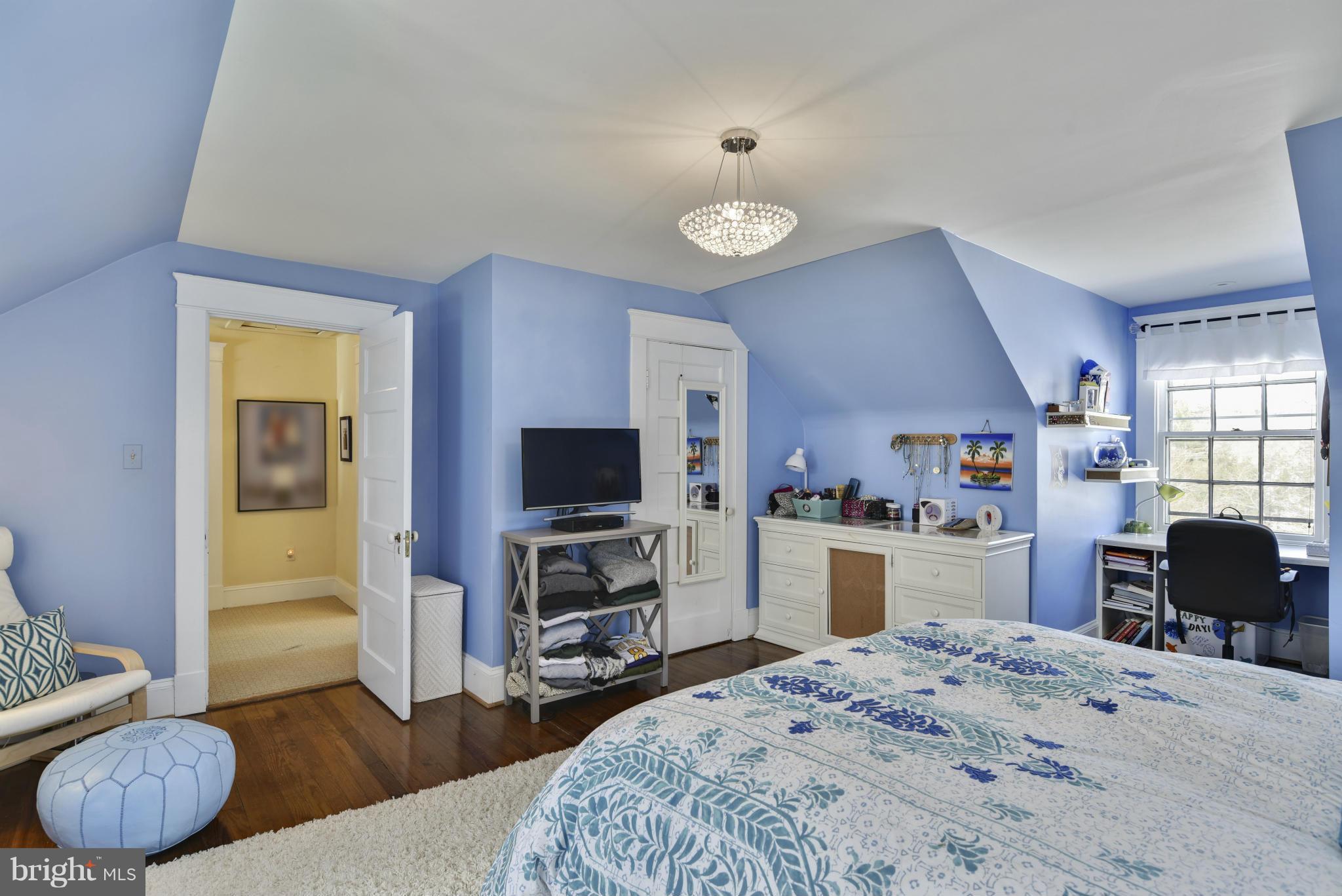 GREENSPRING VALLEY - Residential