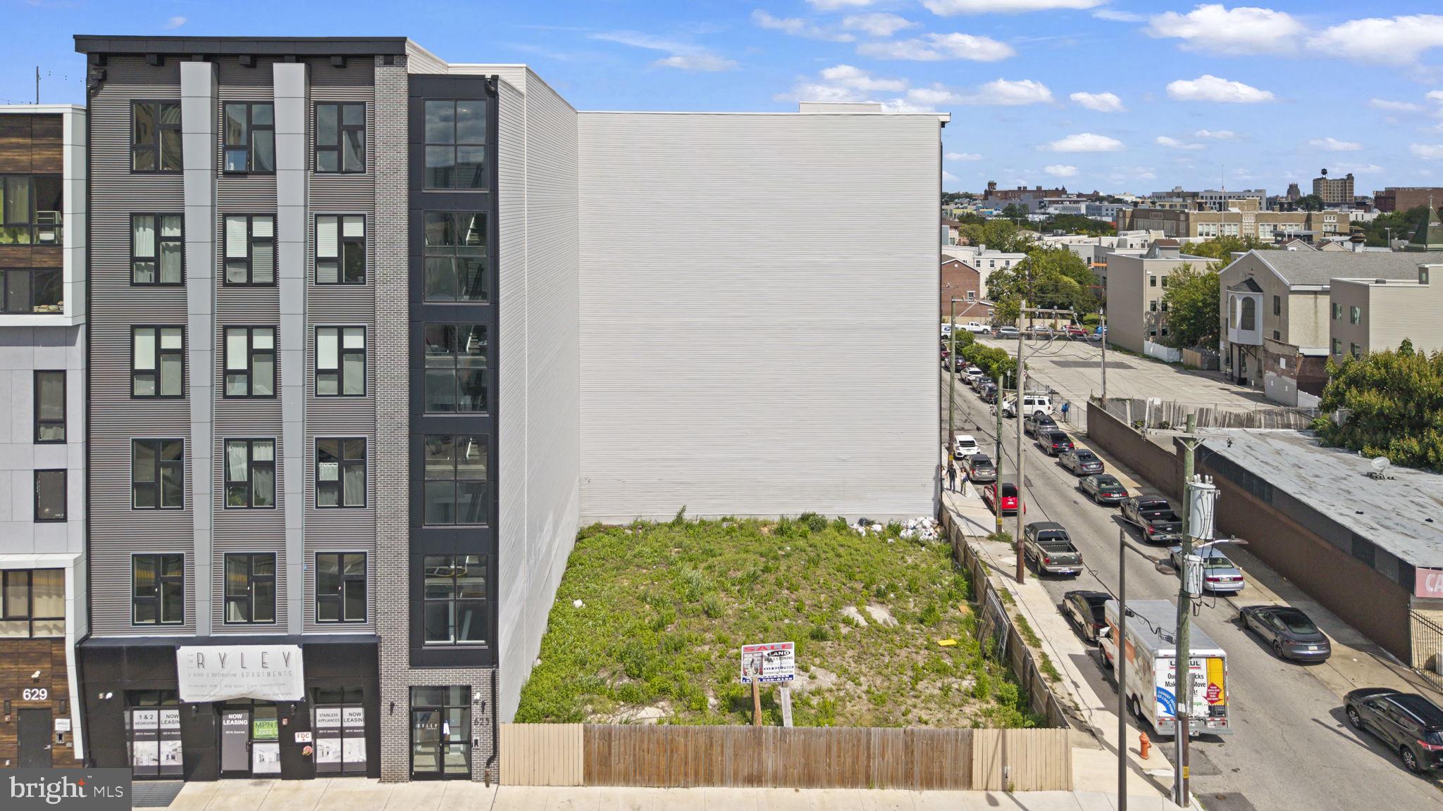 NORTHERN LIBERTIES - Land