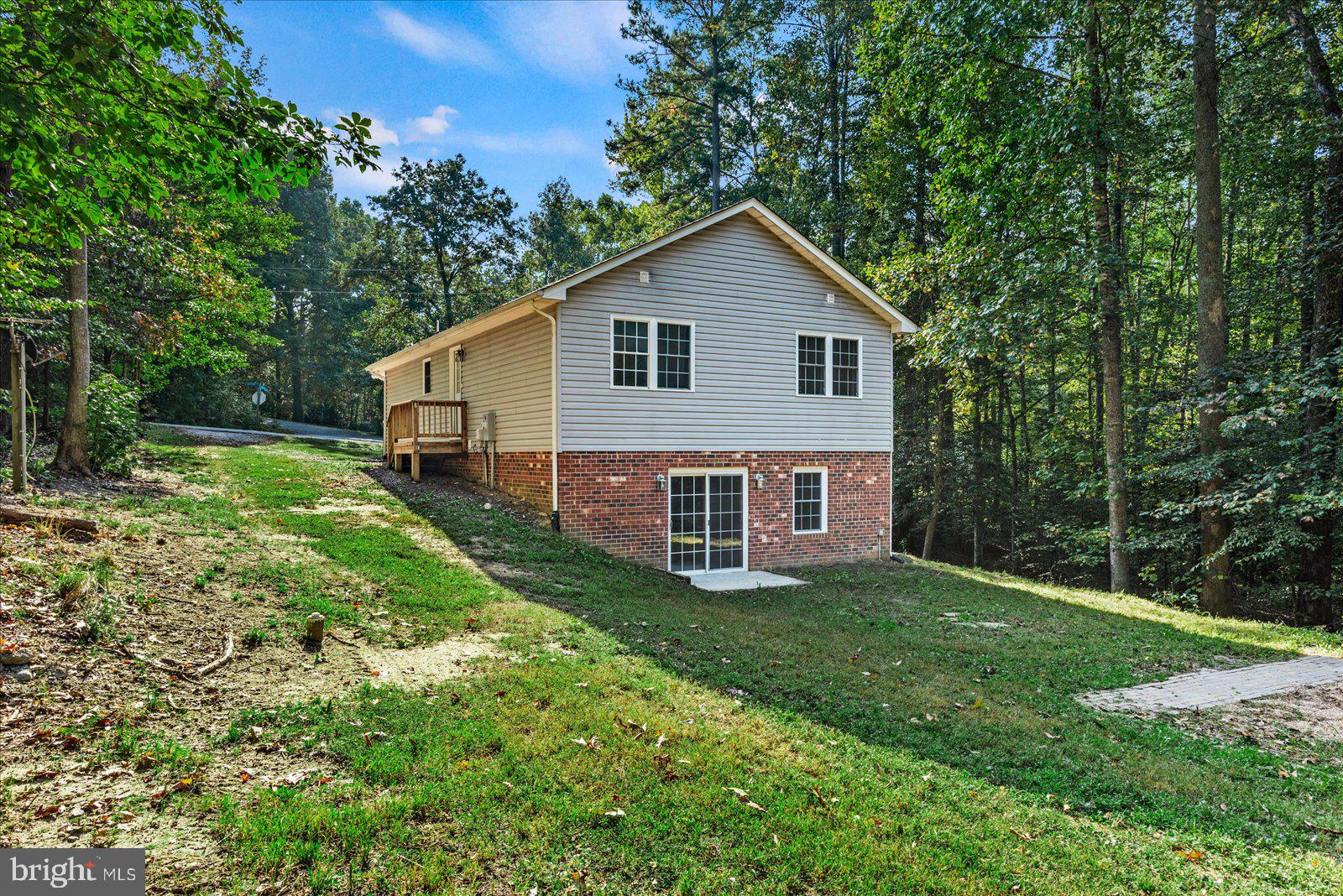 CAROLINE PINES - Residential