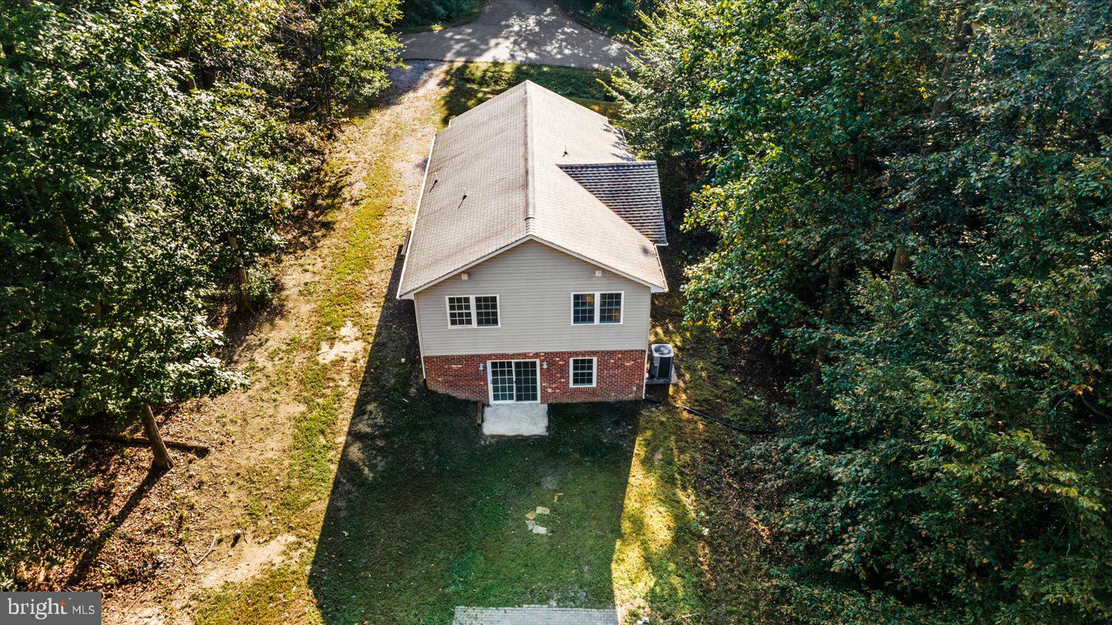 CAROLINE PINES - Residential