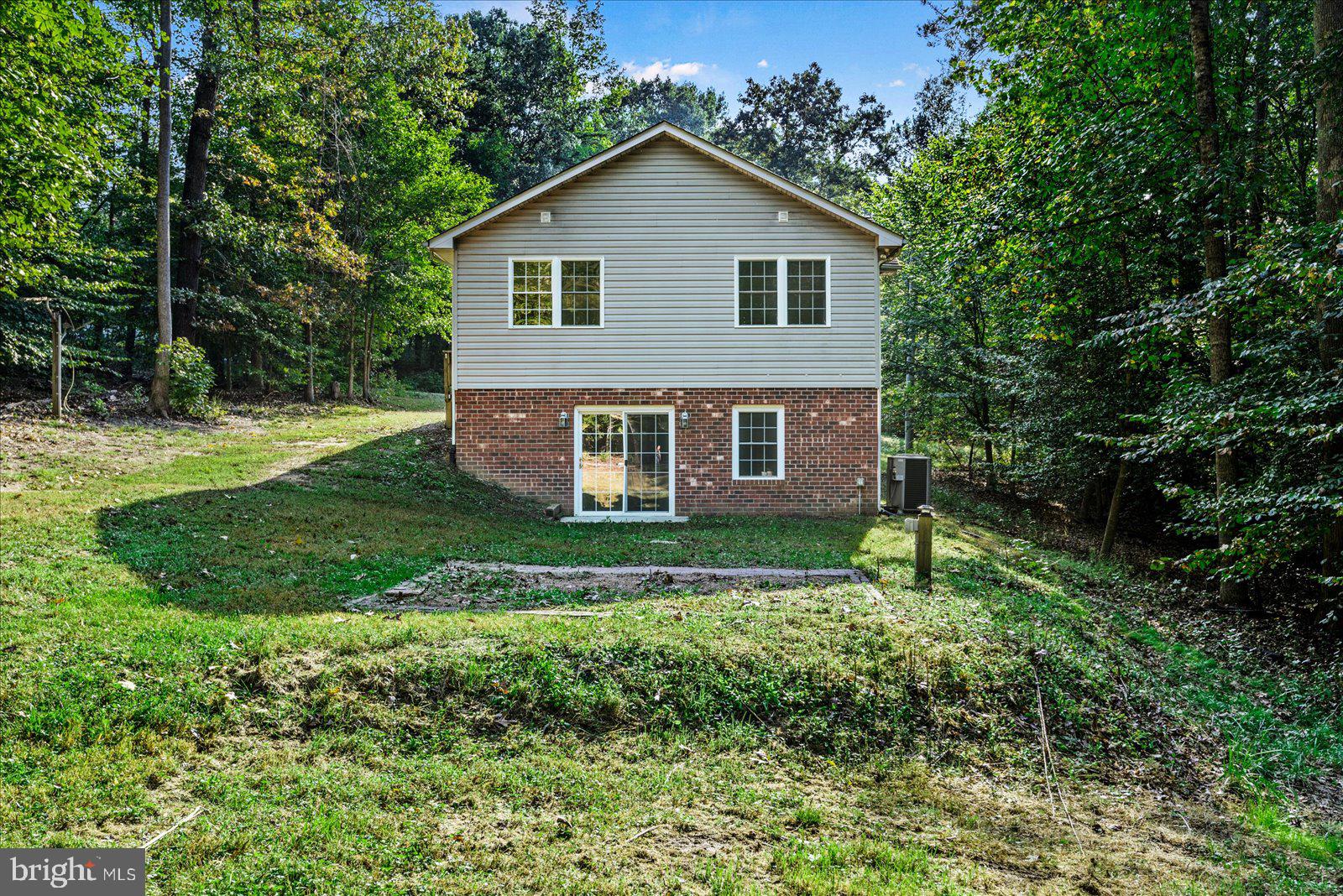 CAROLINE PINES - Residential