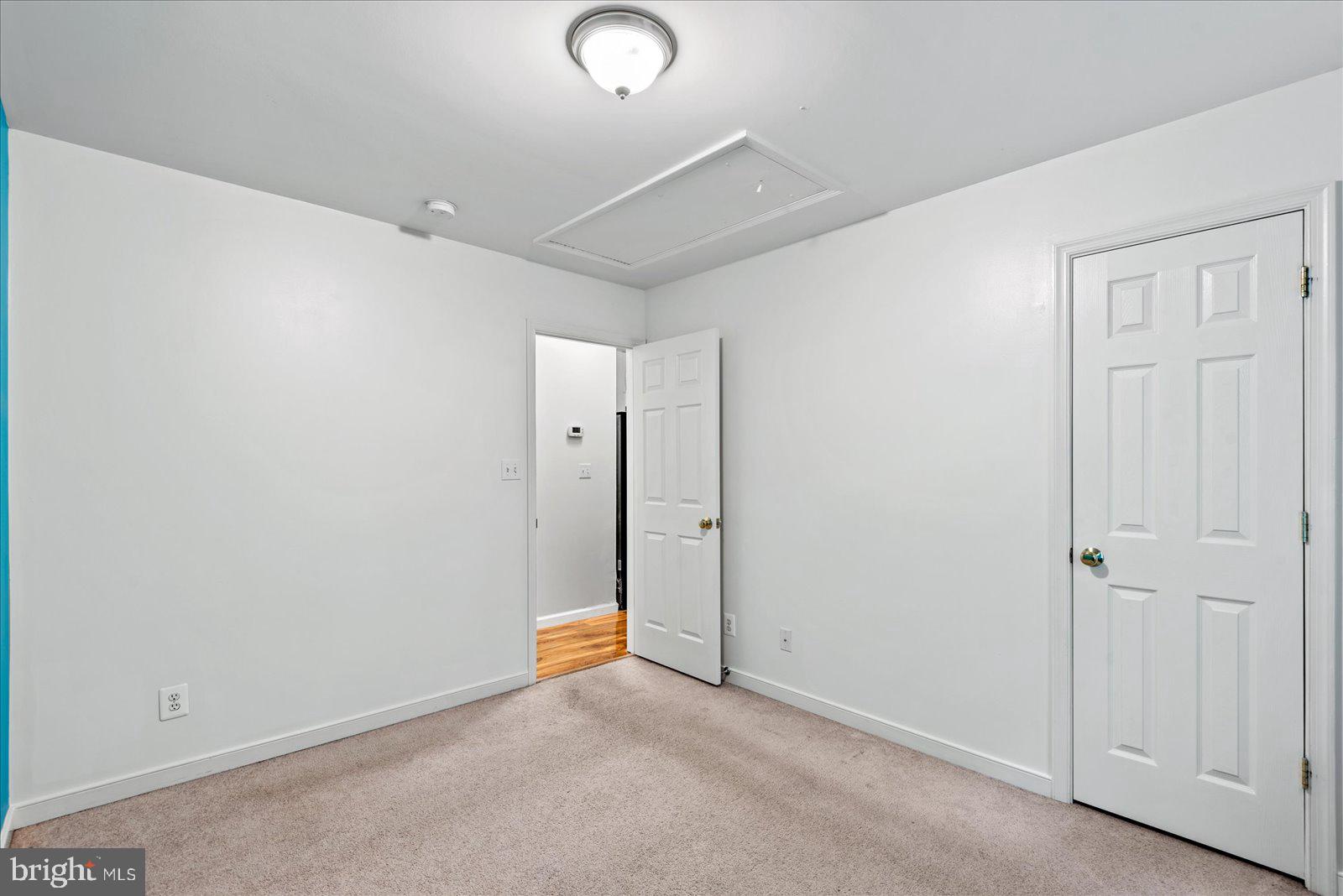 CAROLINE PINES - Residential