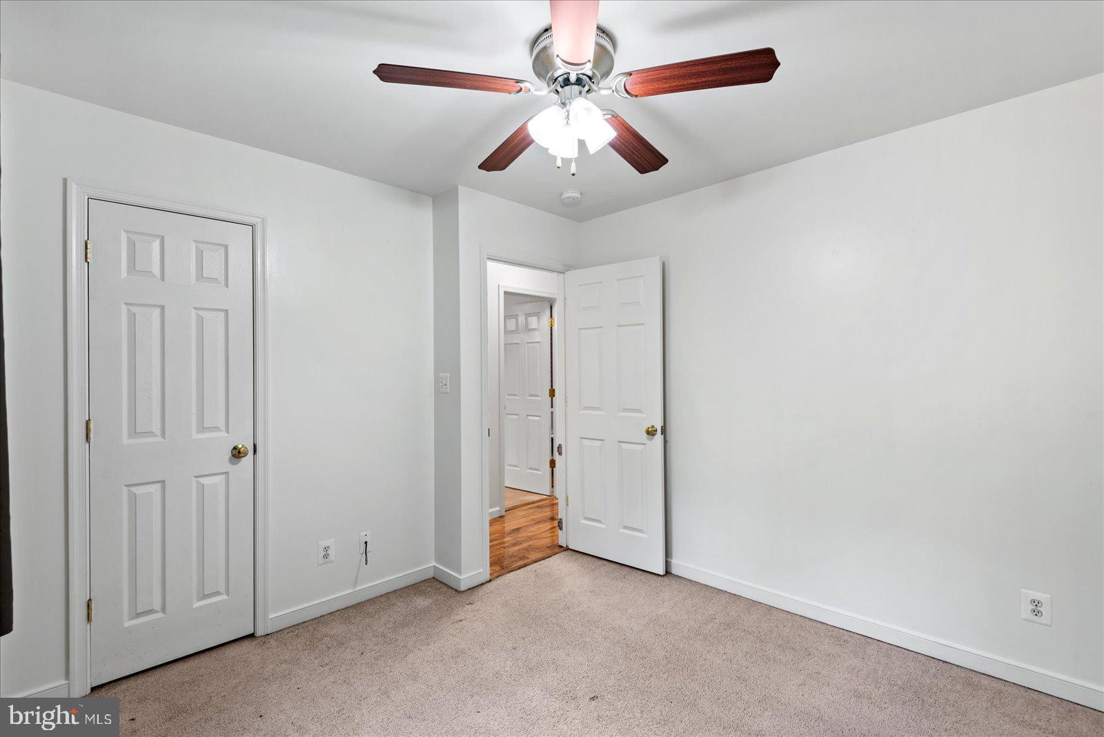 CAROLINE PINES - Residential