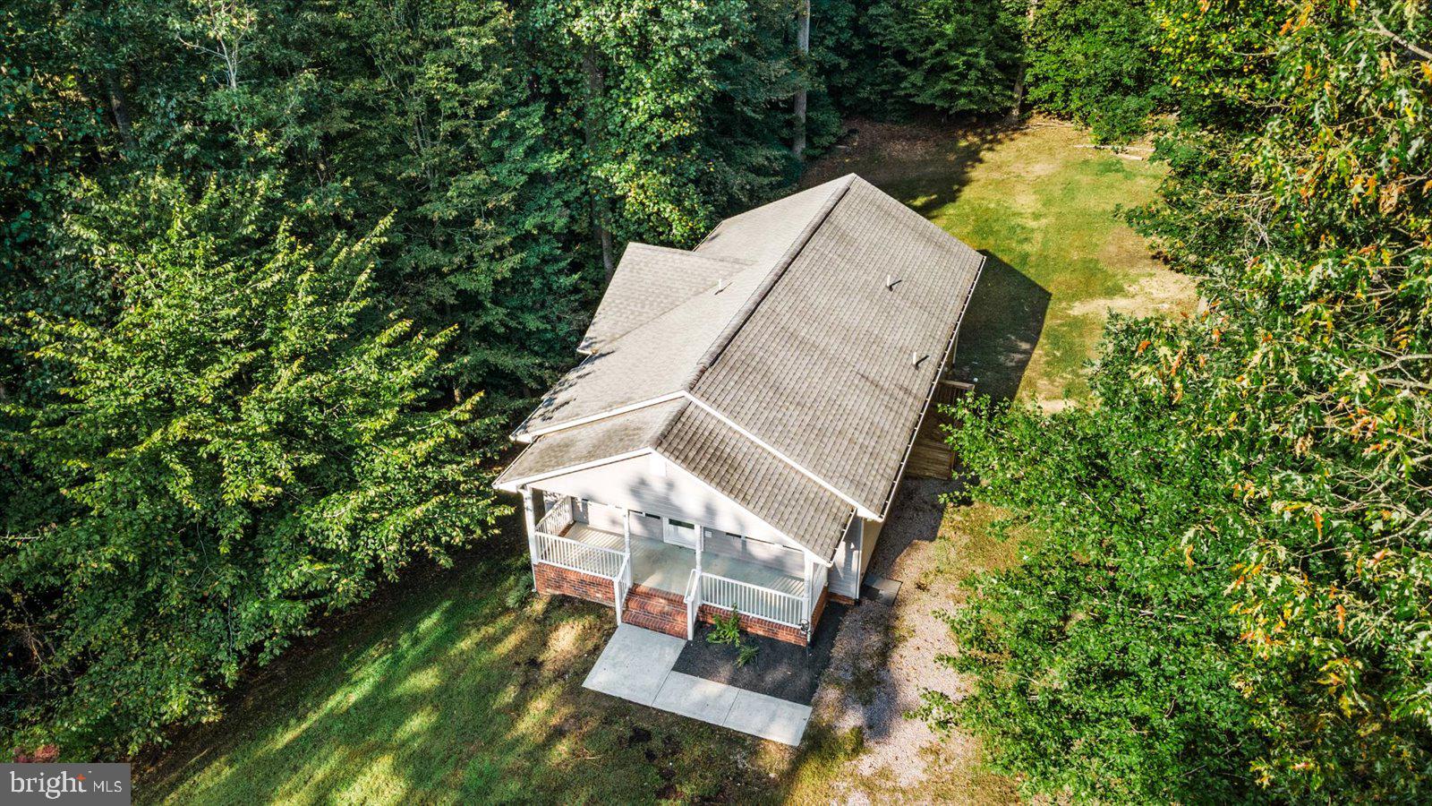 CAROLINE PINES - Residential