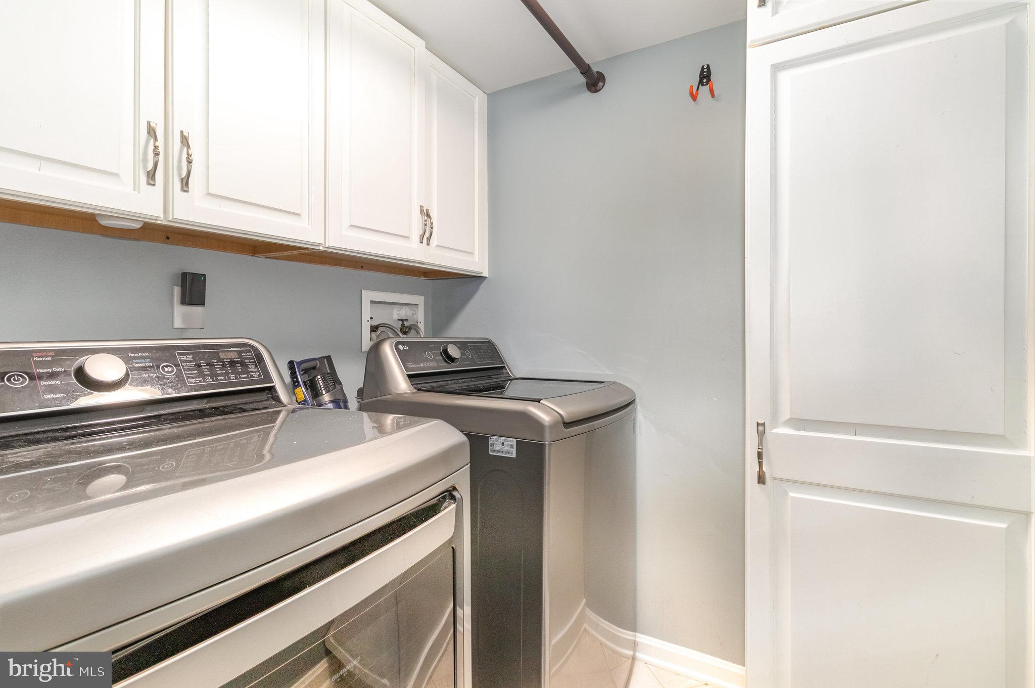 CAMBRIDGE COMMONS - Residential