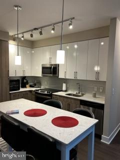 NATIONAL HARBOR - Residential Lease