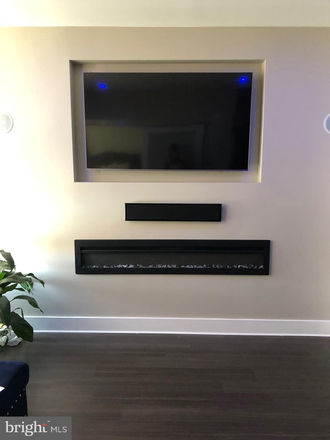 NATIONAL HARBOR - Residential Lease