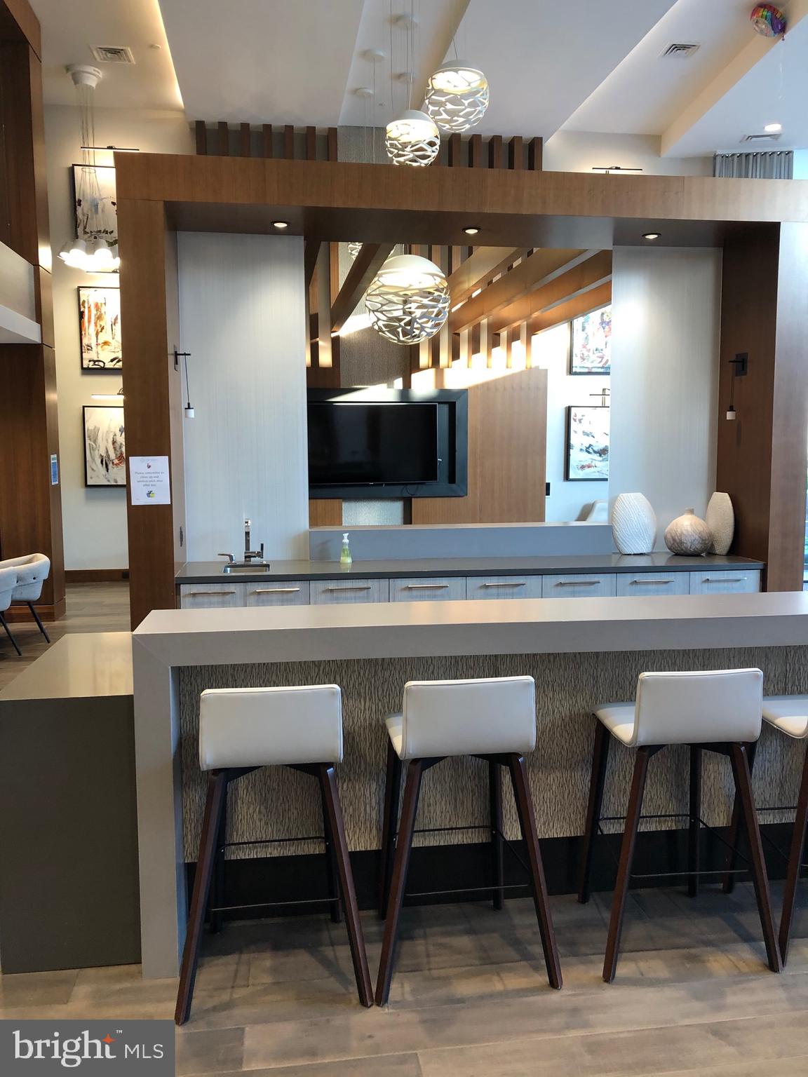 NATIONAL HARBOR - Residential Lease