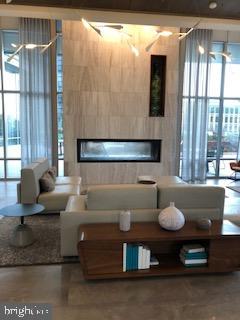 NATIONAL HARBOR - Residential Lease