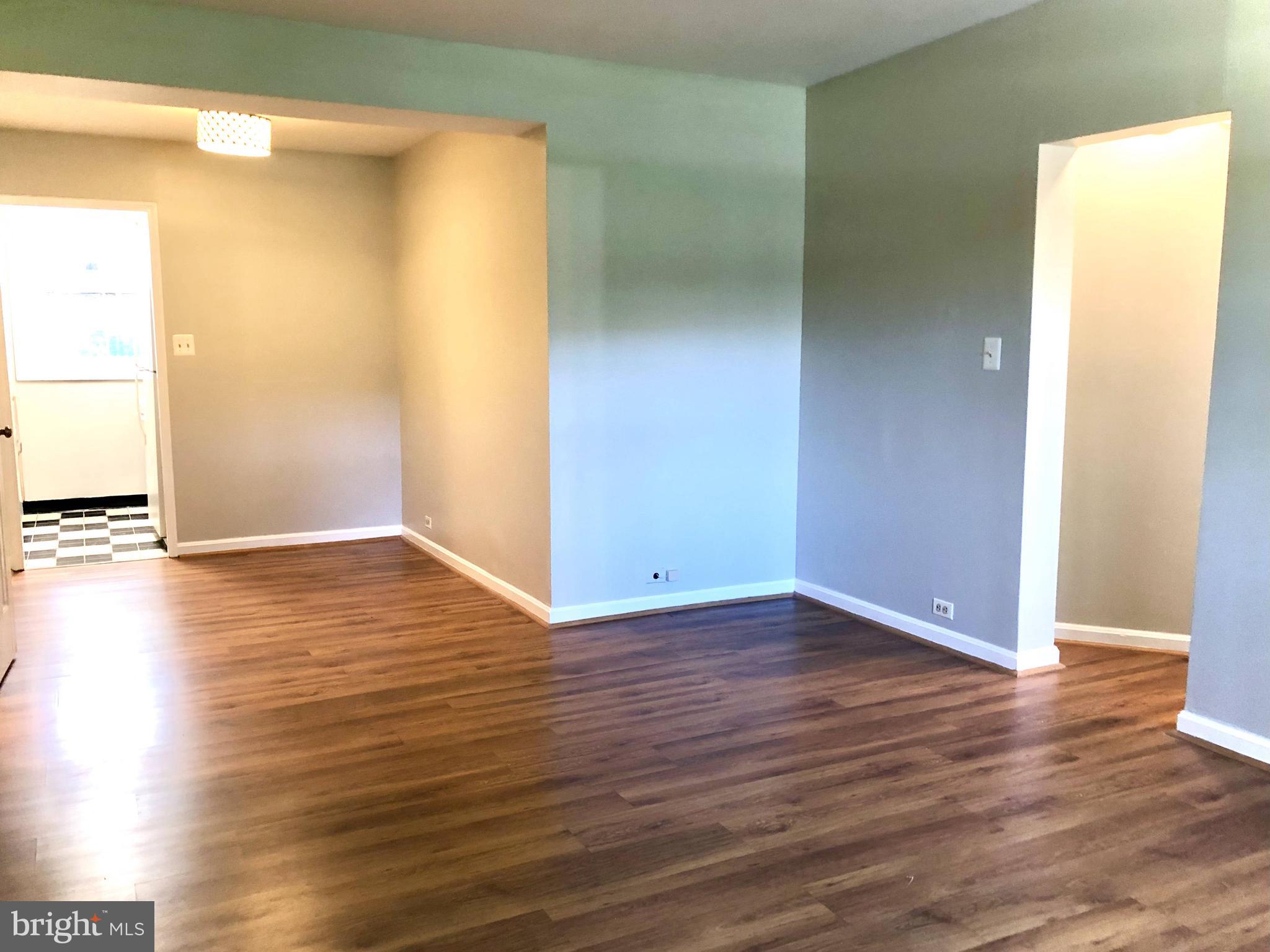 ARLINGTON OAKS - Residential Lease