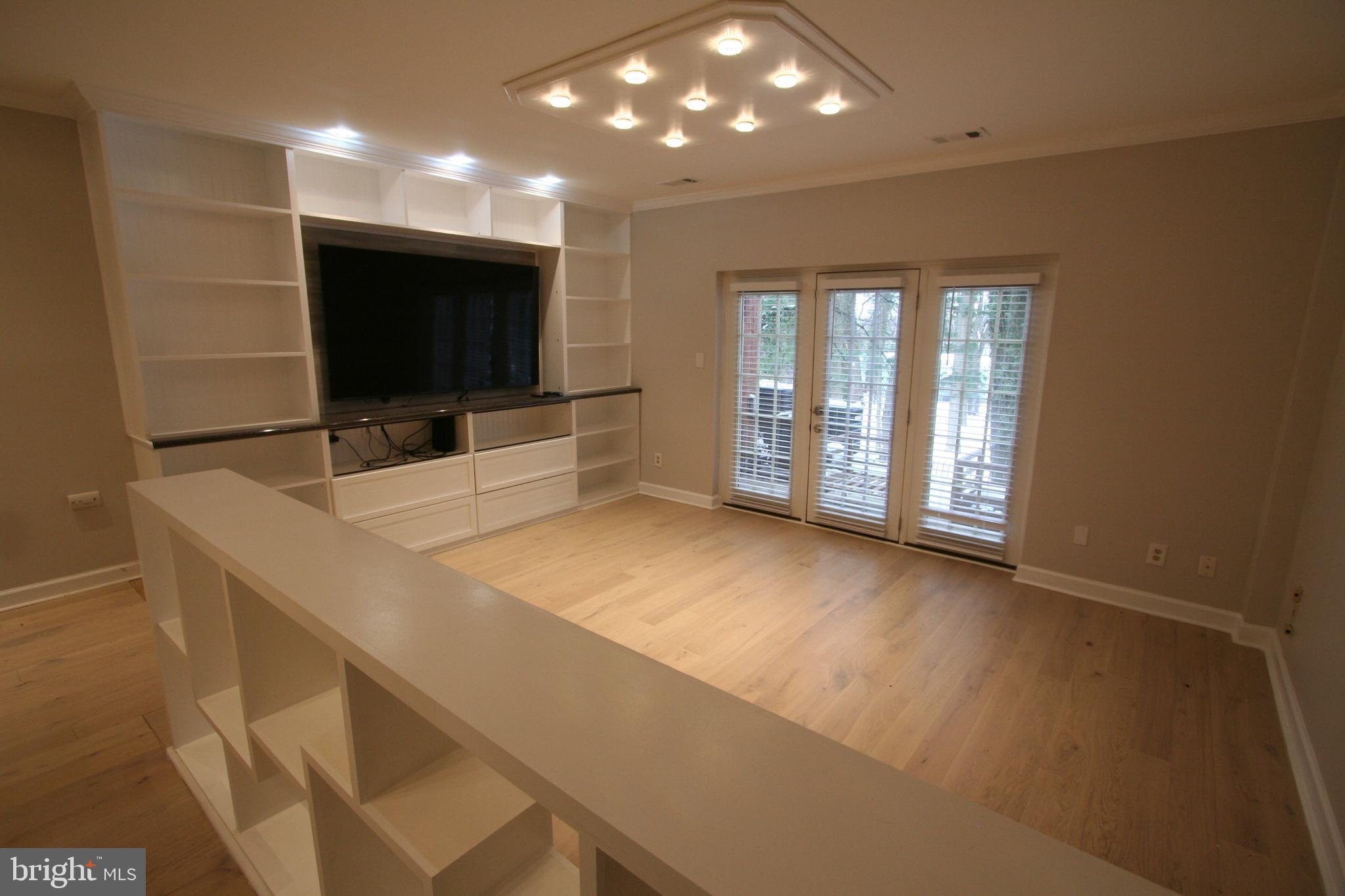 MONTGOMERY CHASE CODM - Residential Lease