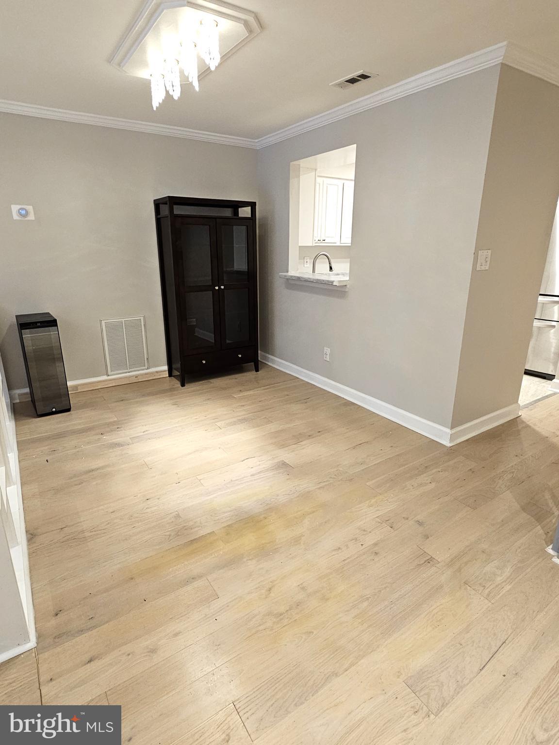 MONTGOMERY CHASE CODM - Residential Lease