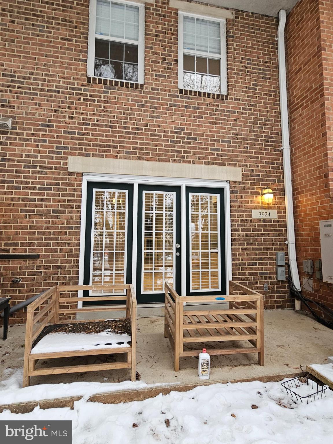 MONTGOMERY CHASE CODM - Residential Lease