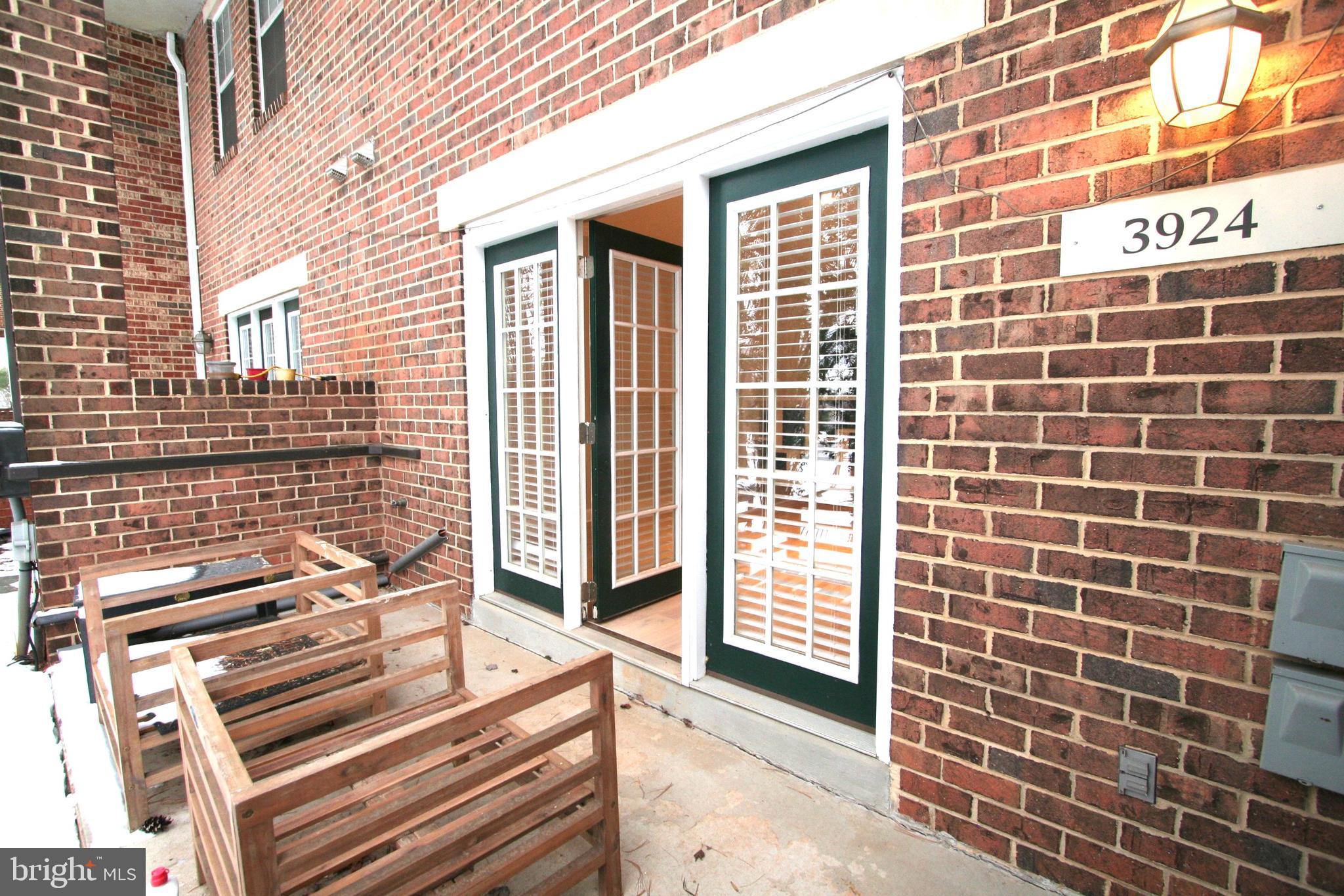 MONTGOMERY CHASE CODM - Residential Lease