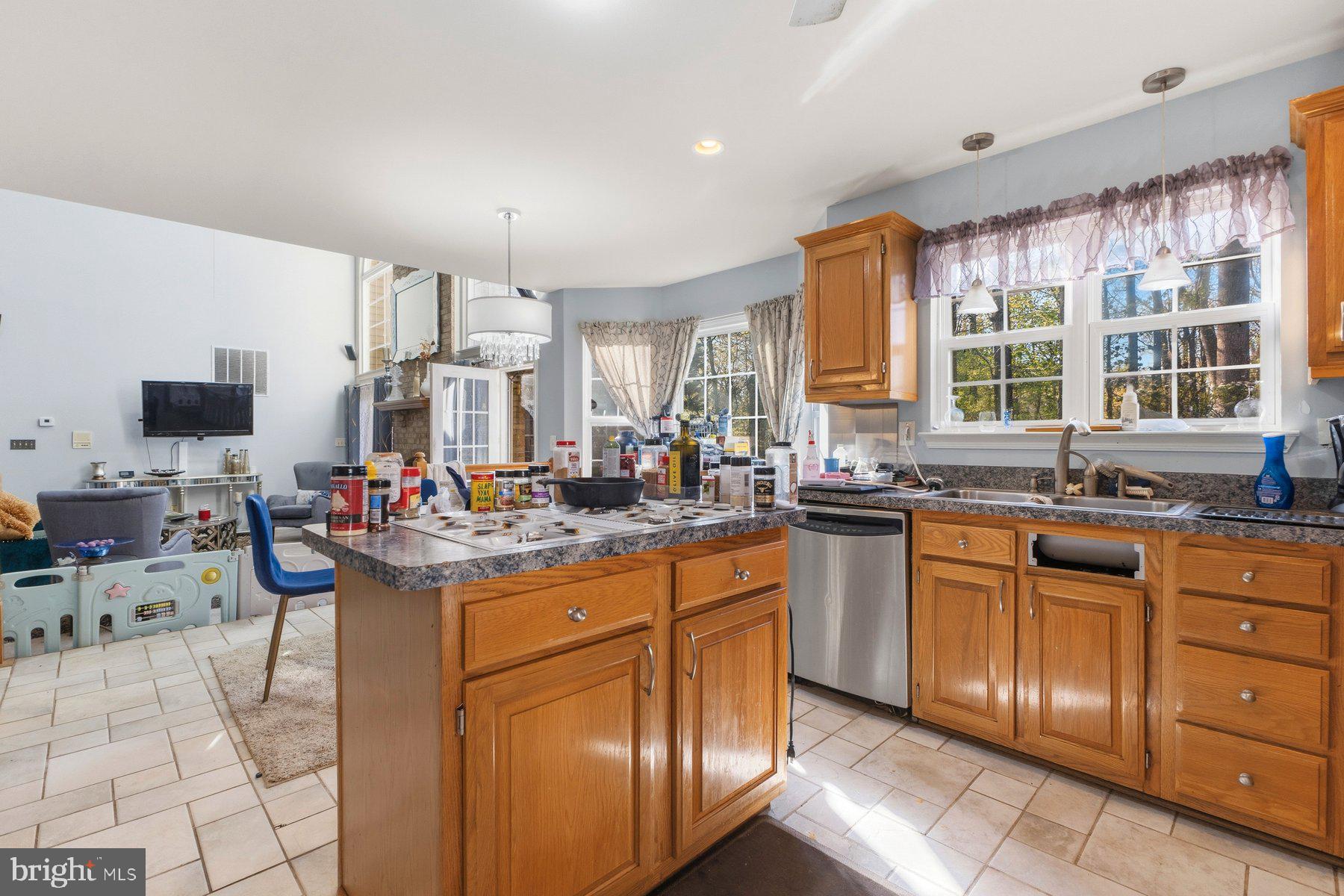 ASHFORD - Residential