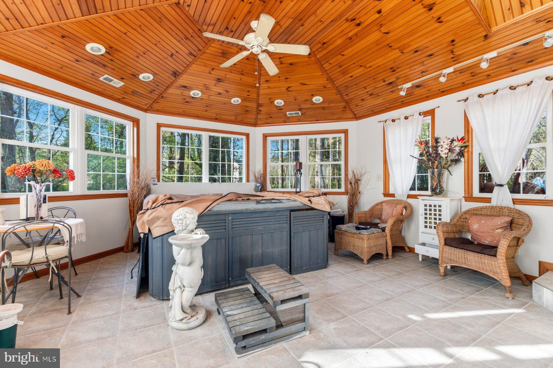 ASHFORD - Residential