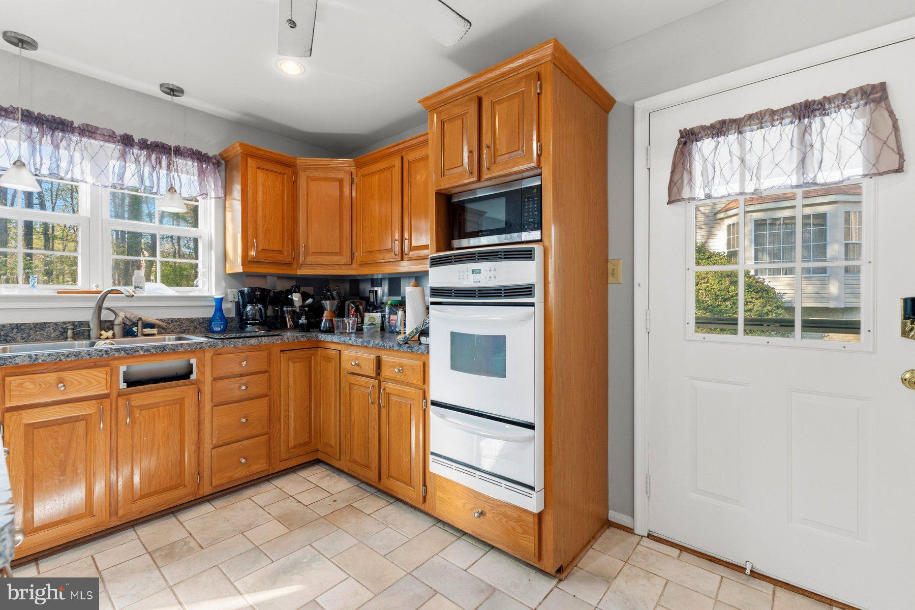 ASHFORD - Residential