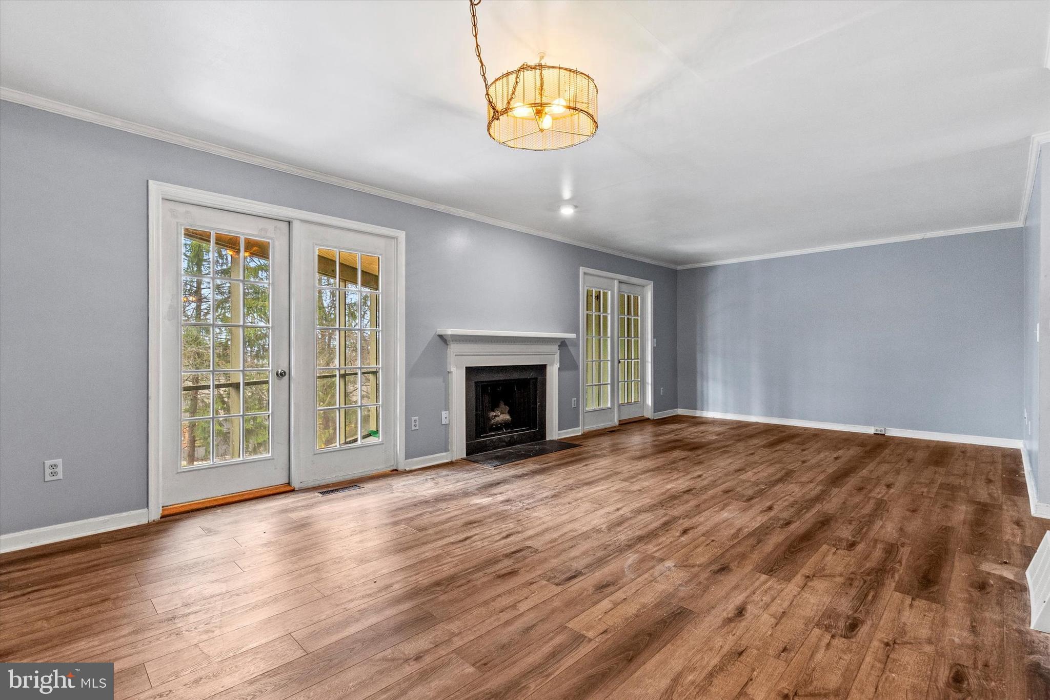 OAKMONT - Residential