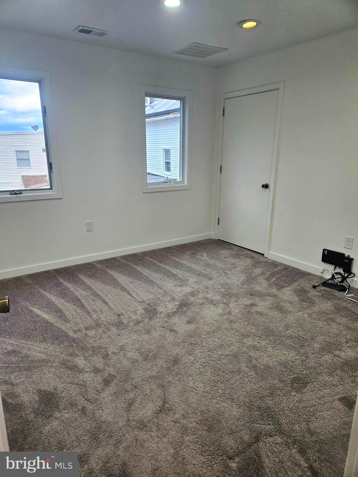 LAFAYETTE HILL - Residential Lease