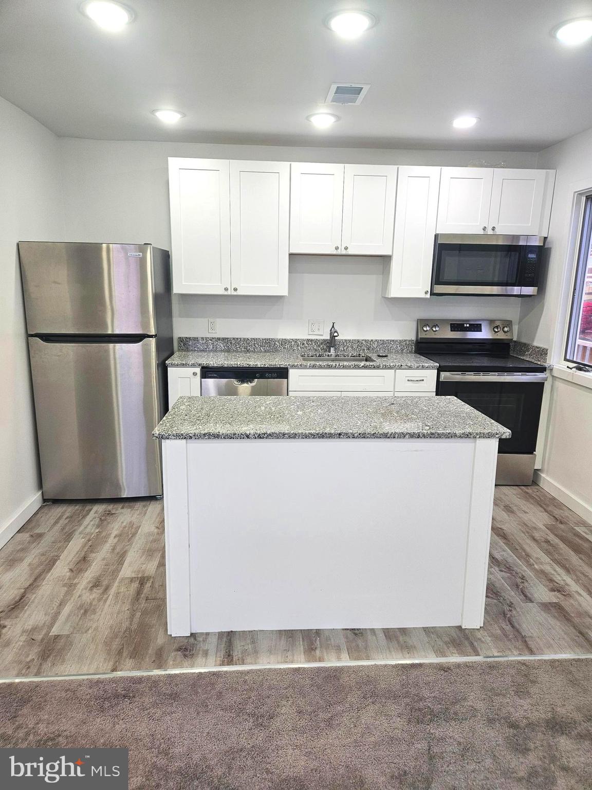 454 GERMANTOWN PIKE 1