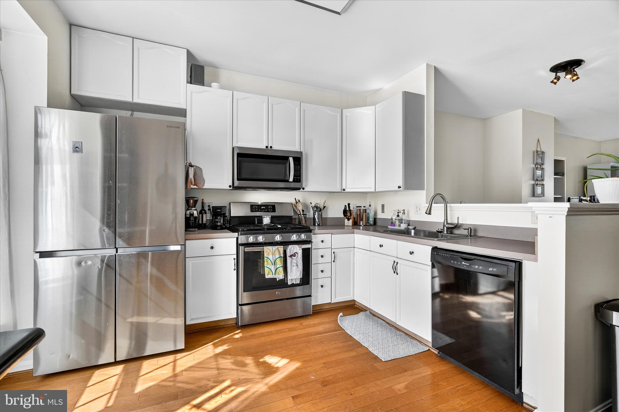 WHITTIER POND - Residential