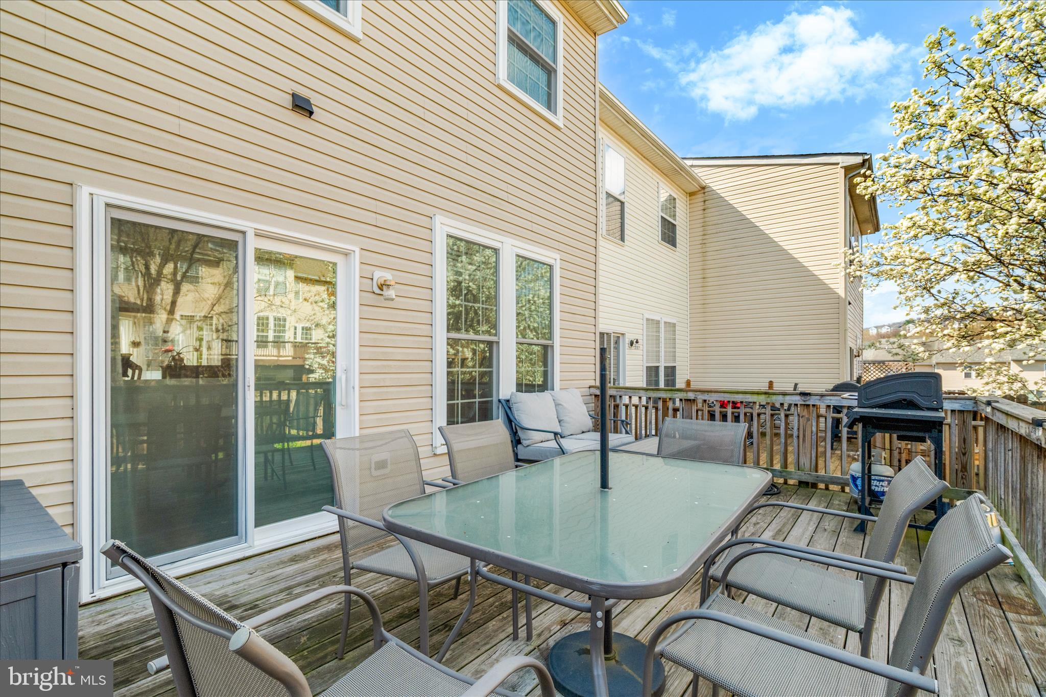 WHITTIER POND - Residential