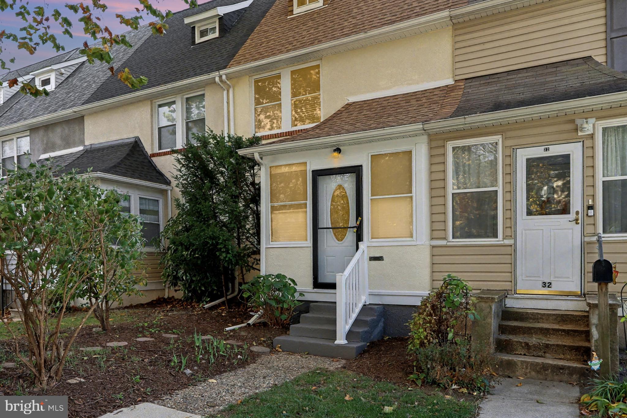 DUNDALK MANOR - Residential