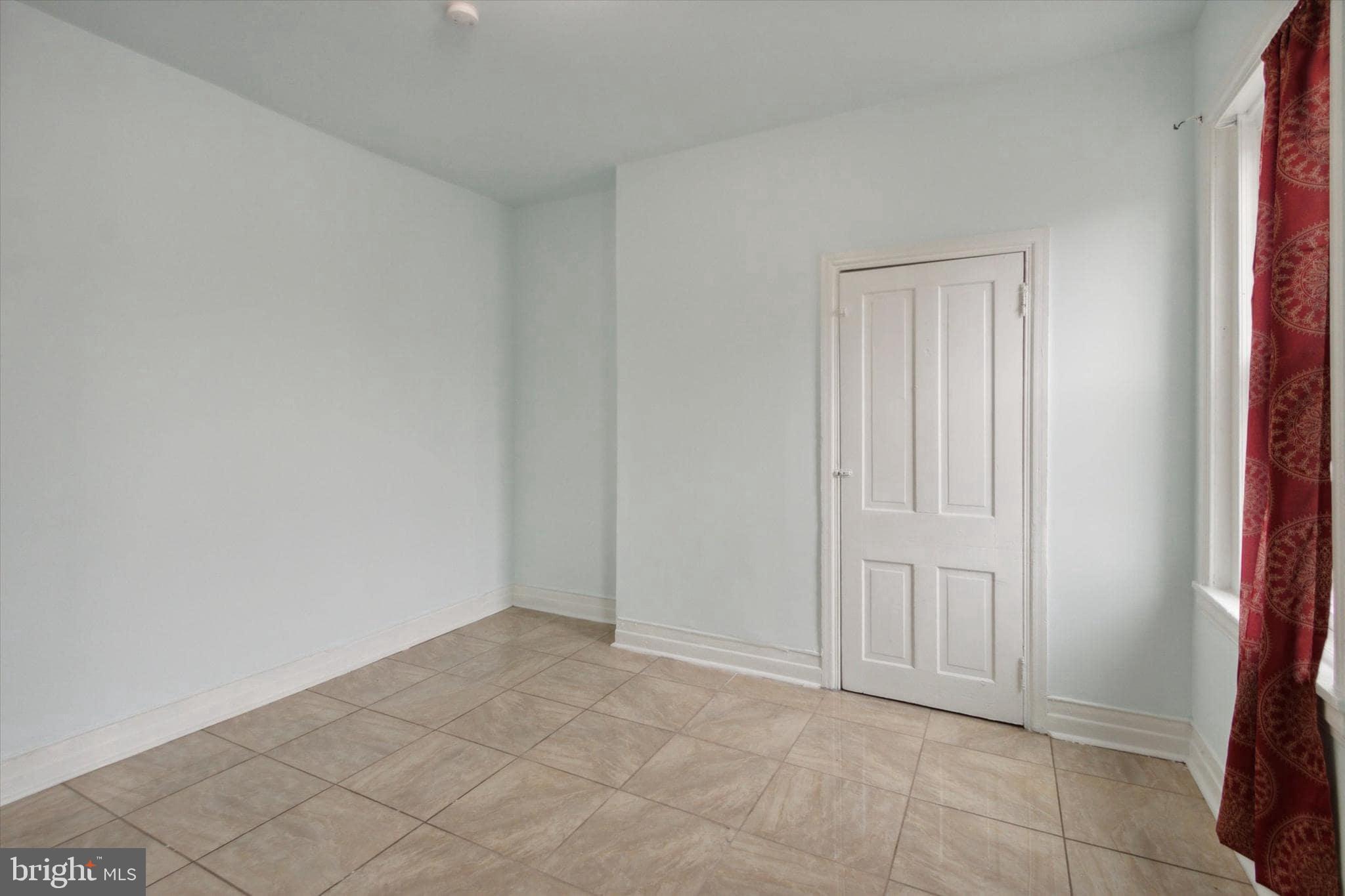 PHILADELPHIA (NORTHWEST) - Residential Lease