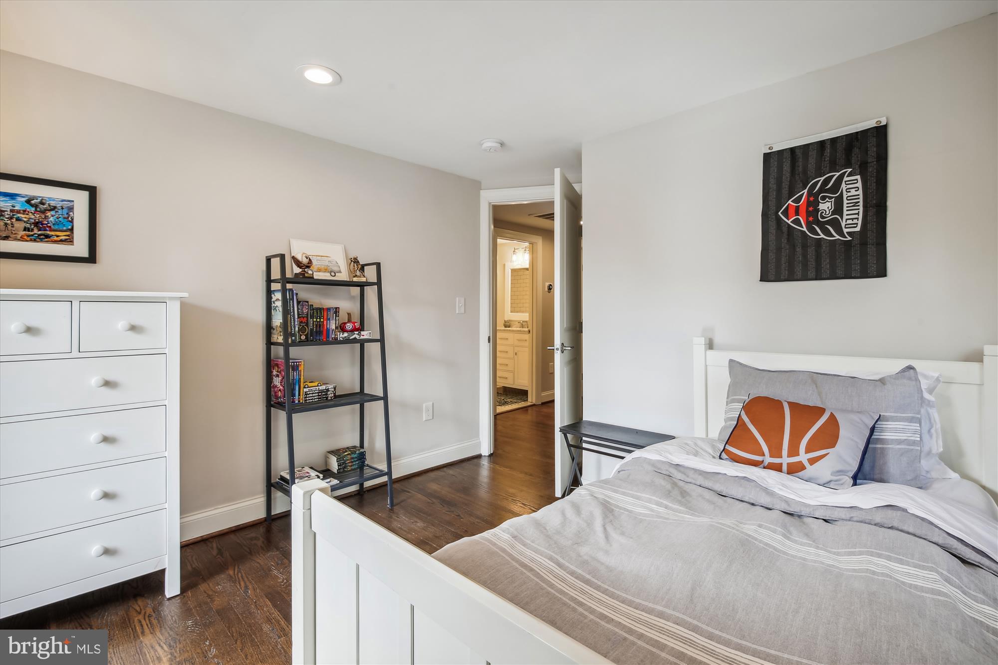 BRADDOCK HEIGHTS - Residential