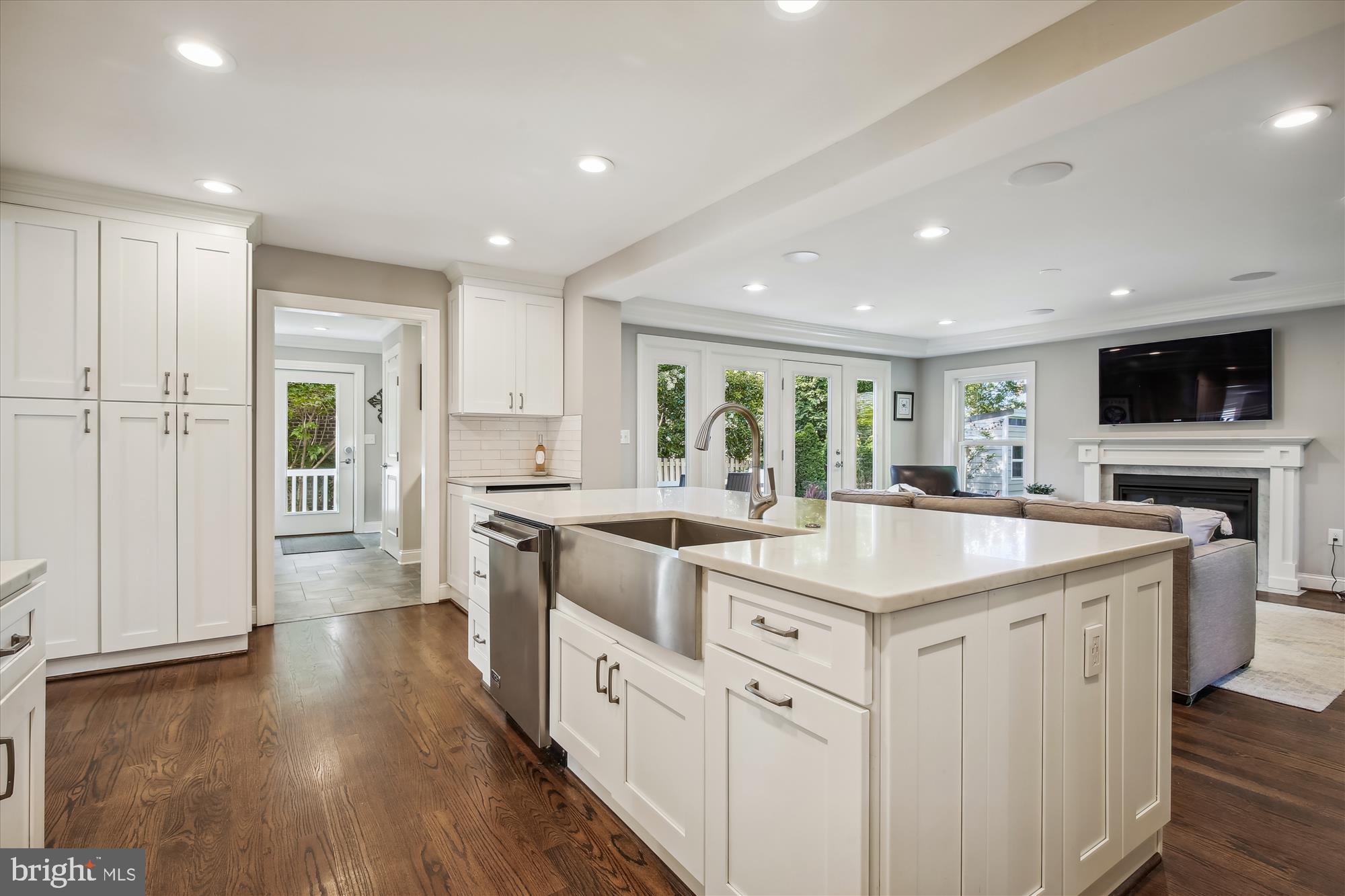 BRADDOCK HEIGHTS - Residential